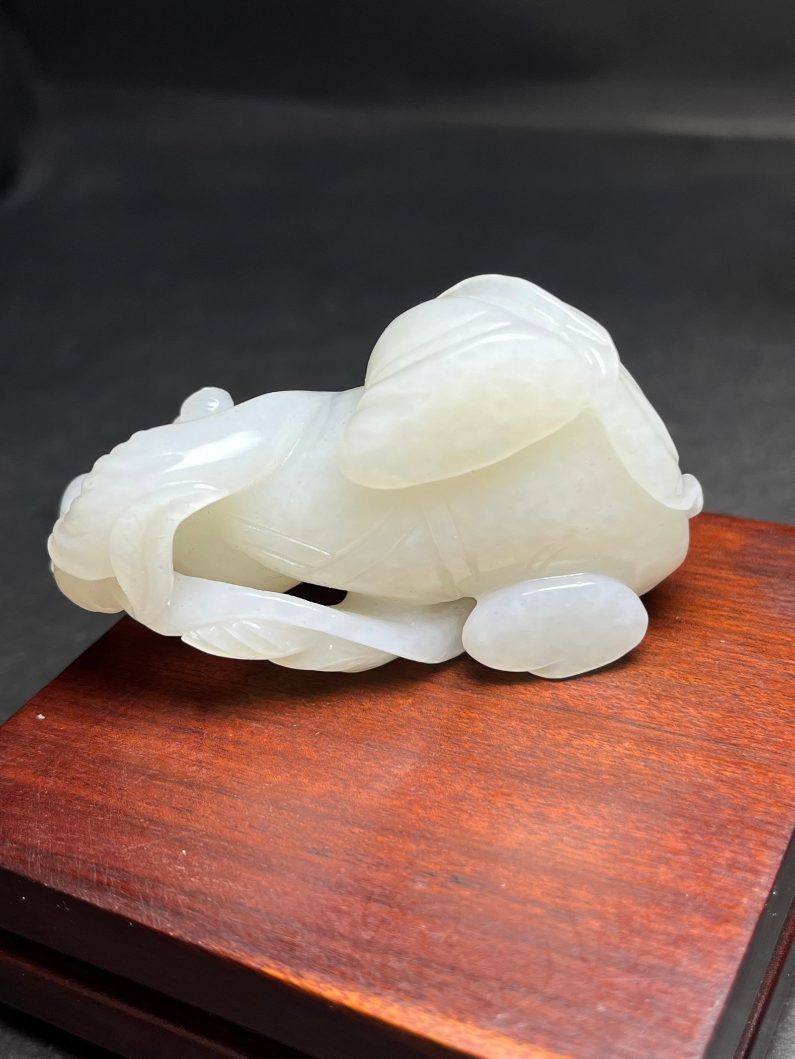 An Exquisite White Jade Figure Hand Piece - 7