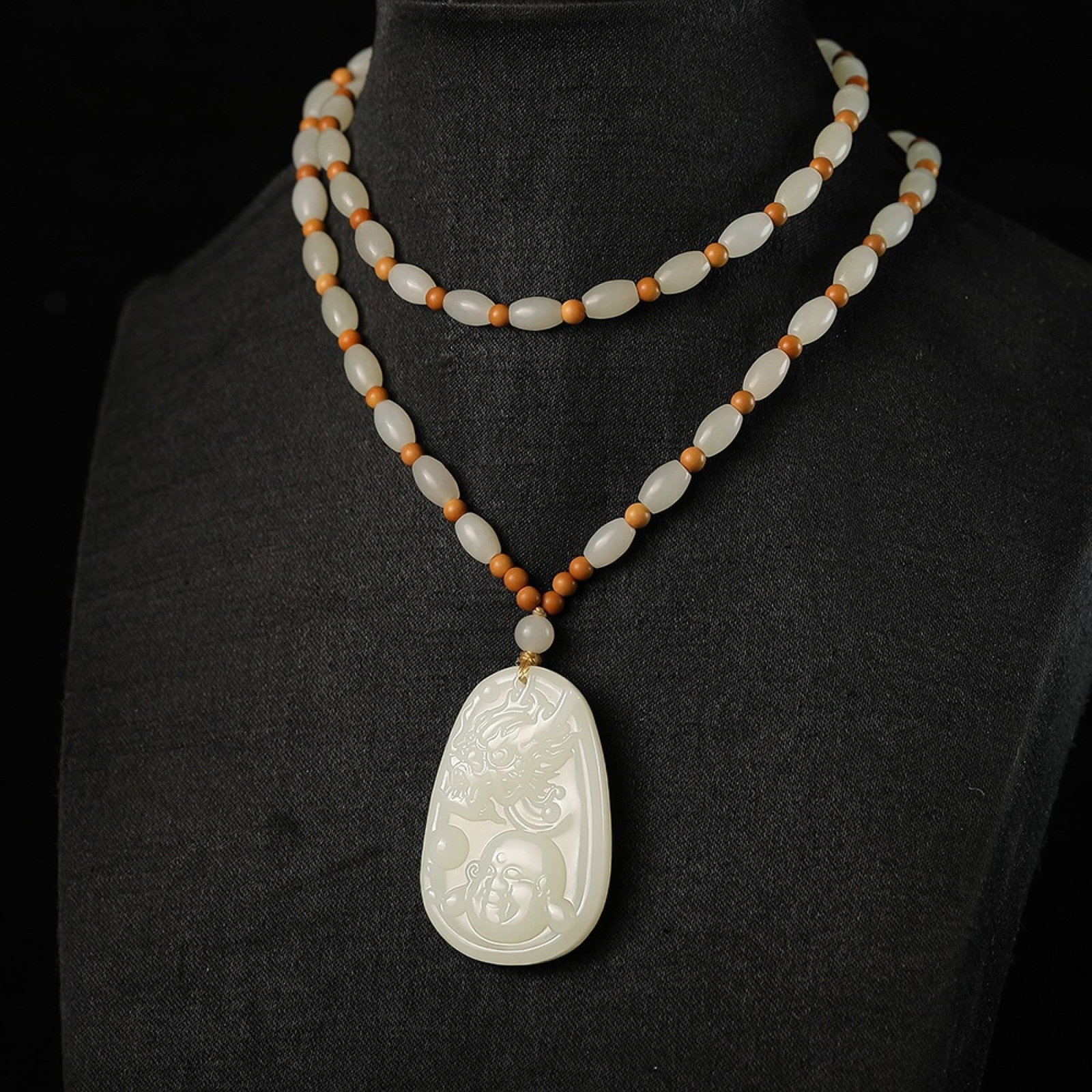 An Exquisite White Jade Statue of Maitreya Buddha Pendant - 5