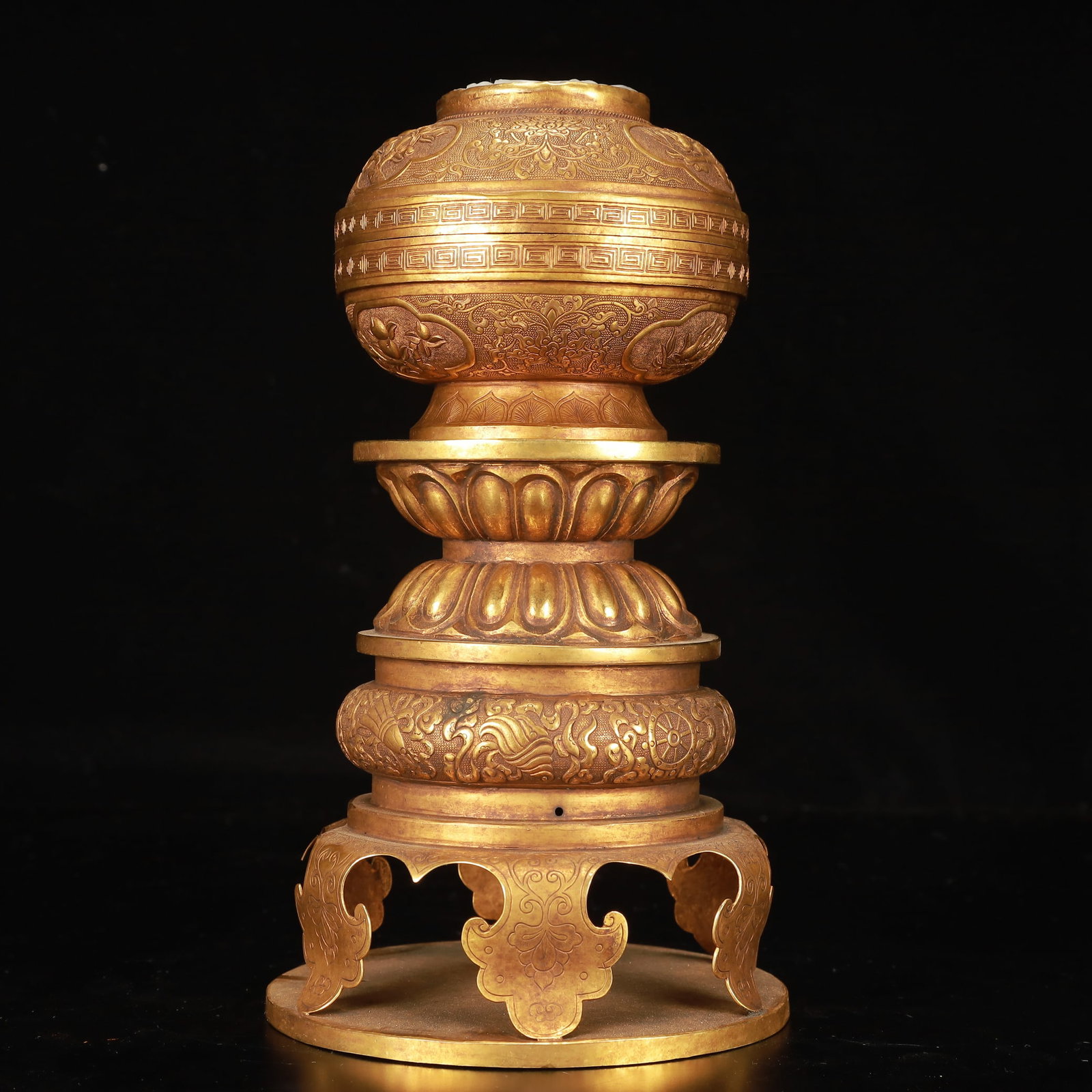 An Exquisite Gilt Bronze Flower Eight Treasures Pattern Censer - 2