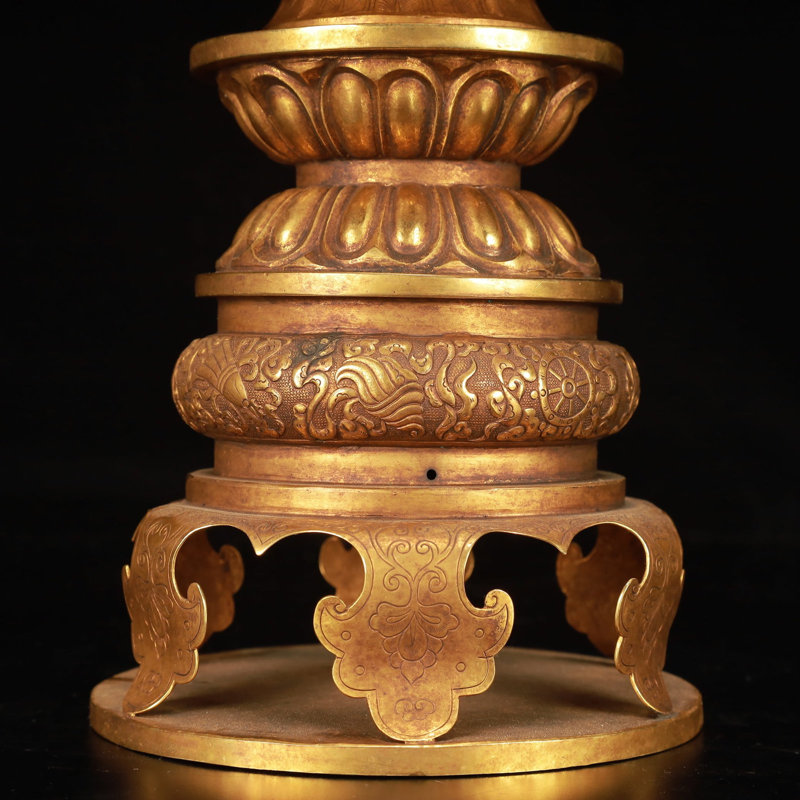 An Exquisite Gilt Bronze Flower Eight Treasures Pattern Censer - 4