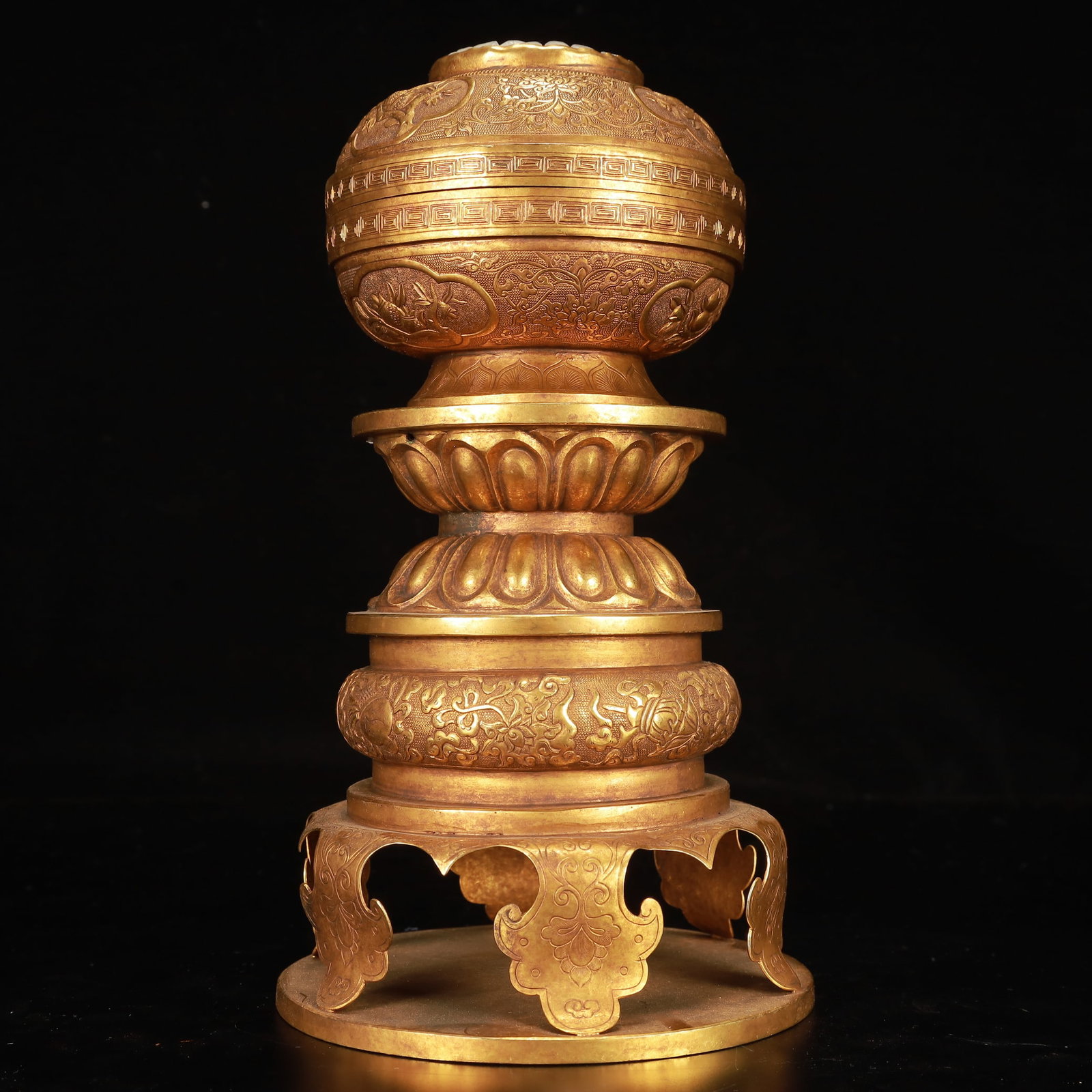 An Exquisite Gilt Bronze Flower Eight Treasures Pattern Censer - 6