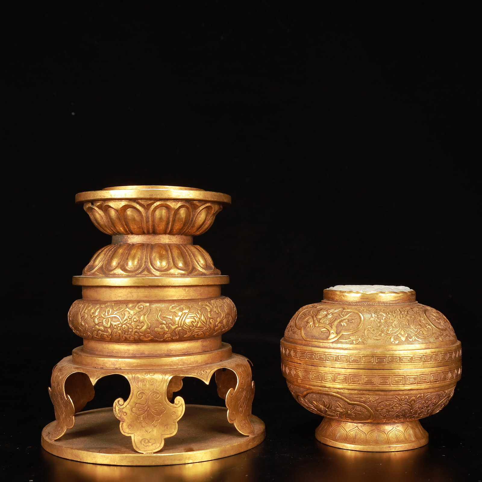 An Exquisite Gilt Bronze Flower Eight Treasures Pattern Censer - 7
