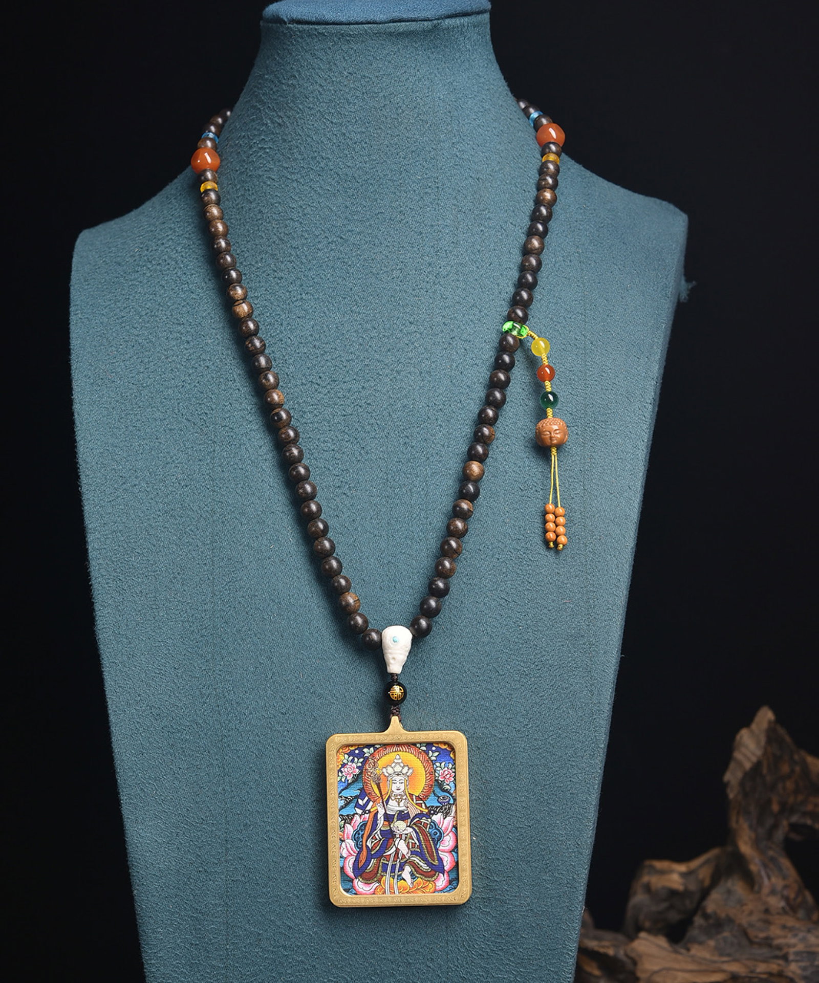 An Exquisite Eaglewood Kshitigarbha Bodhisattva Tangka Pendant - 6