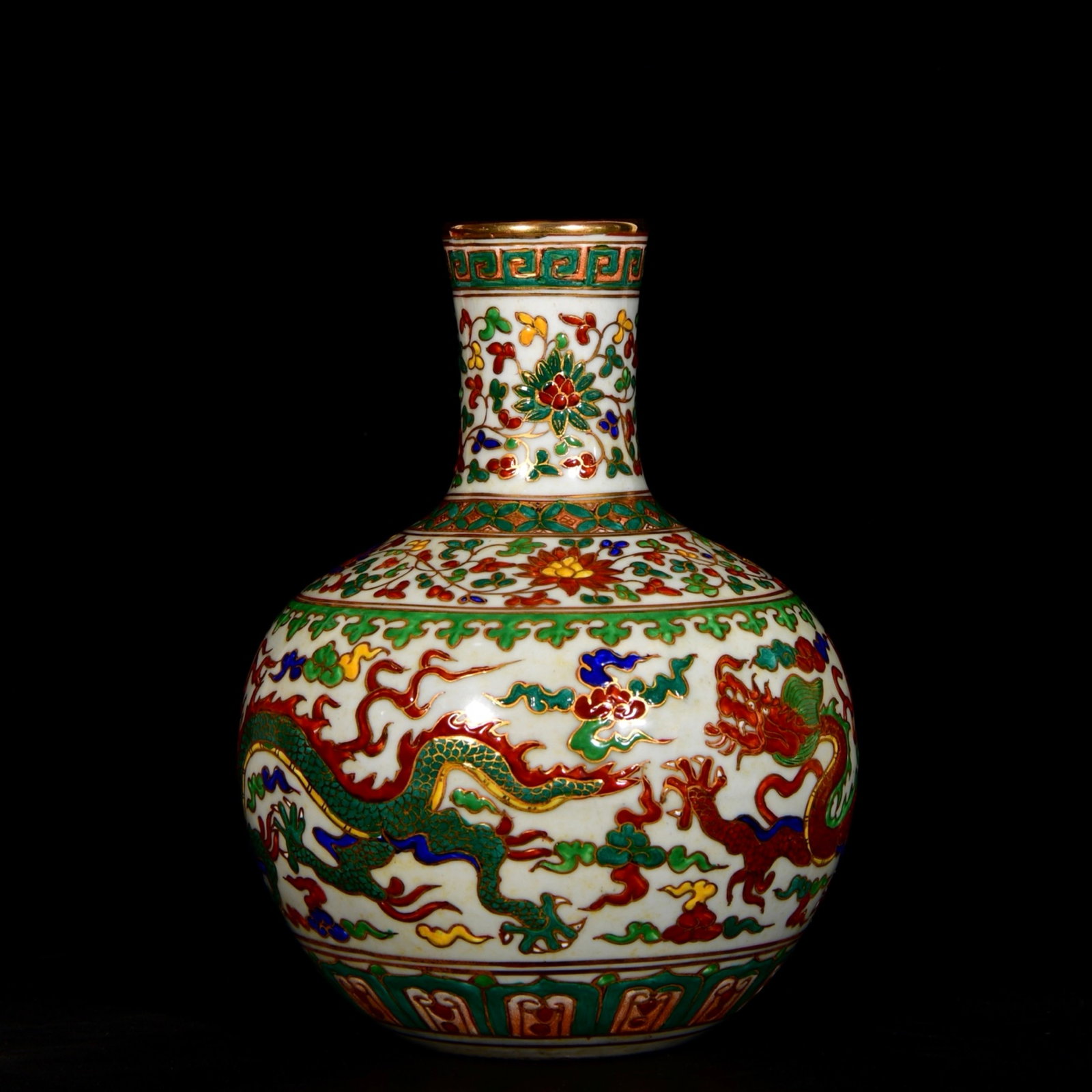 An Exquisite Wucai Painted Gold Lotus,Auspicious Cloud and Dragon Pattern Vase - 4