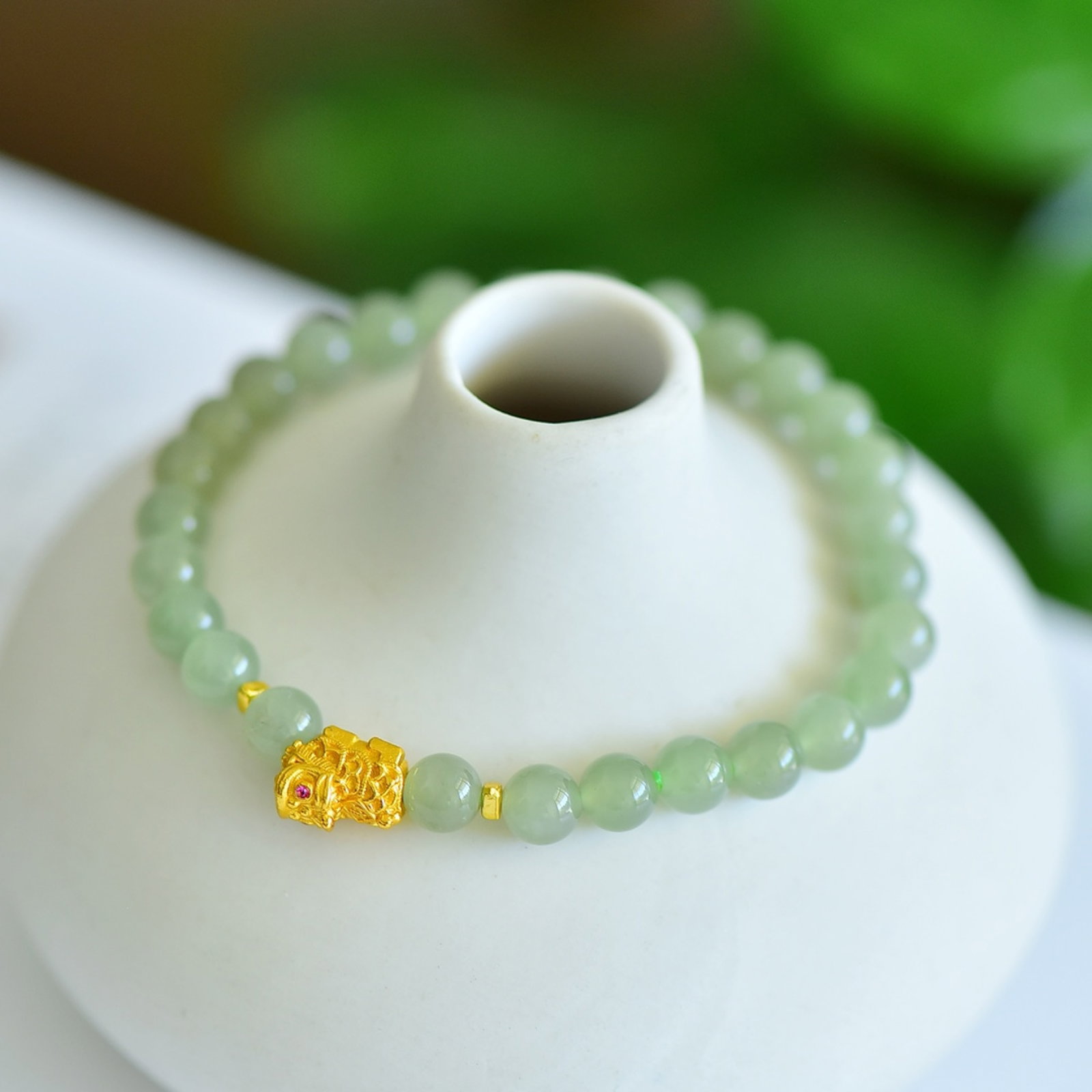An Exquisite Greenish Jade Bracelets - 5