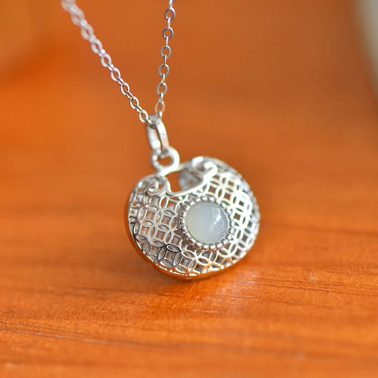An Exquisite Sterling Silver Inlaid White Jade Pendant - 4