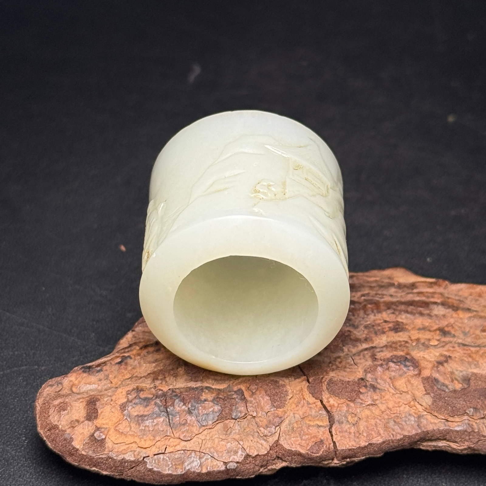 An Exquisite White Jade Figure and Buffalo Pattern Fingerstall - 5