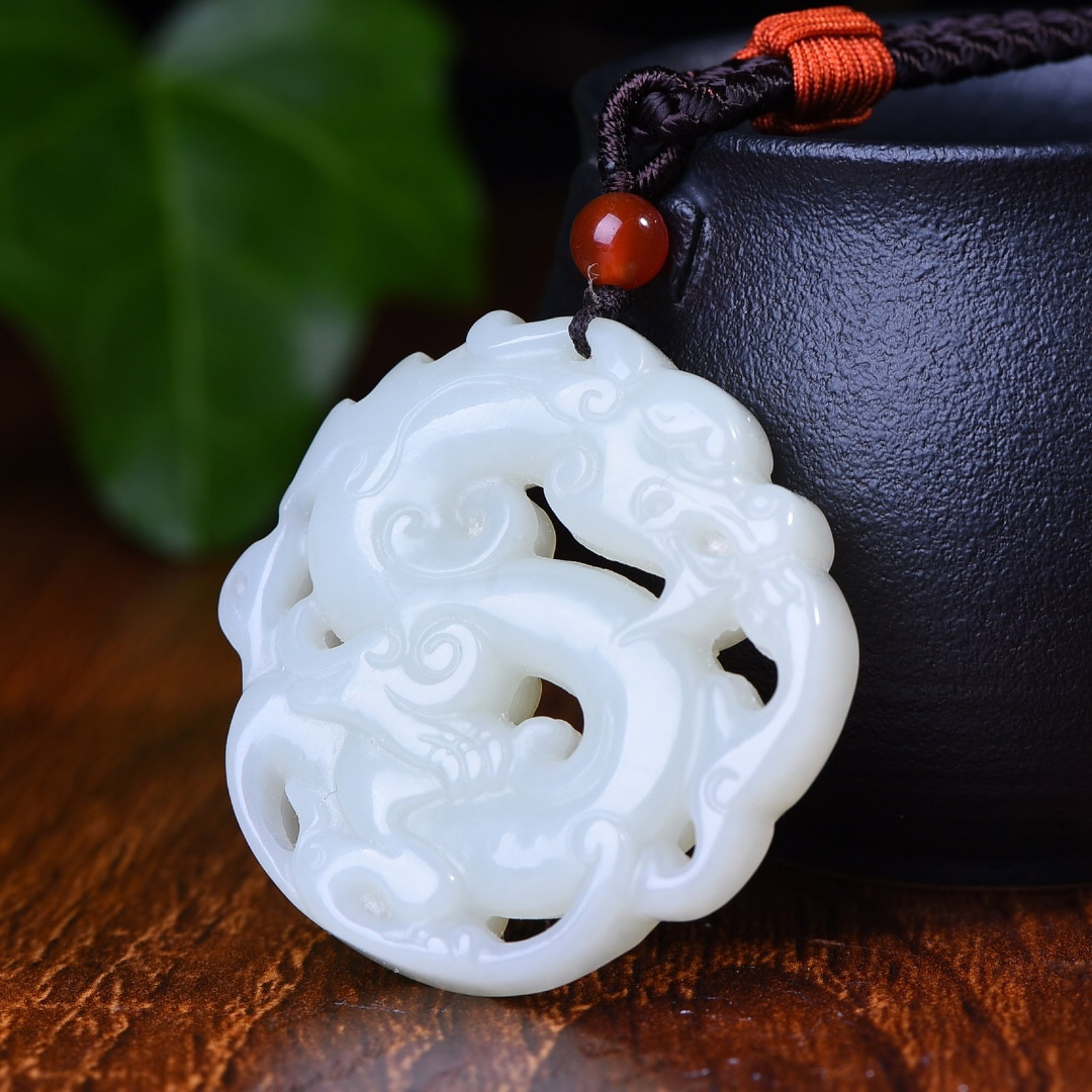 An Exquisite White Jade Dragon Pendant - 4