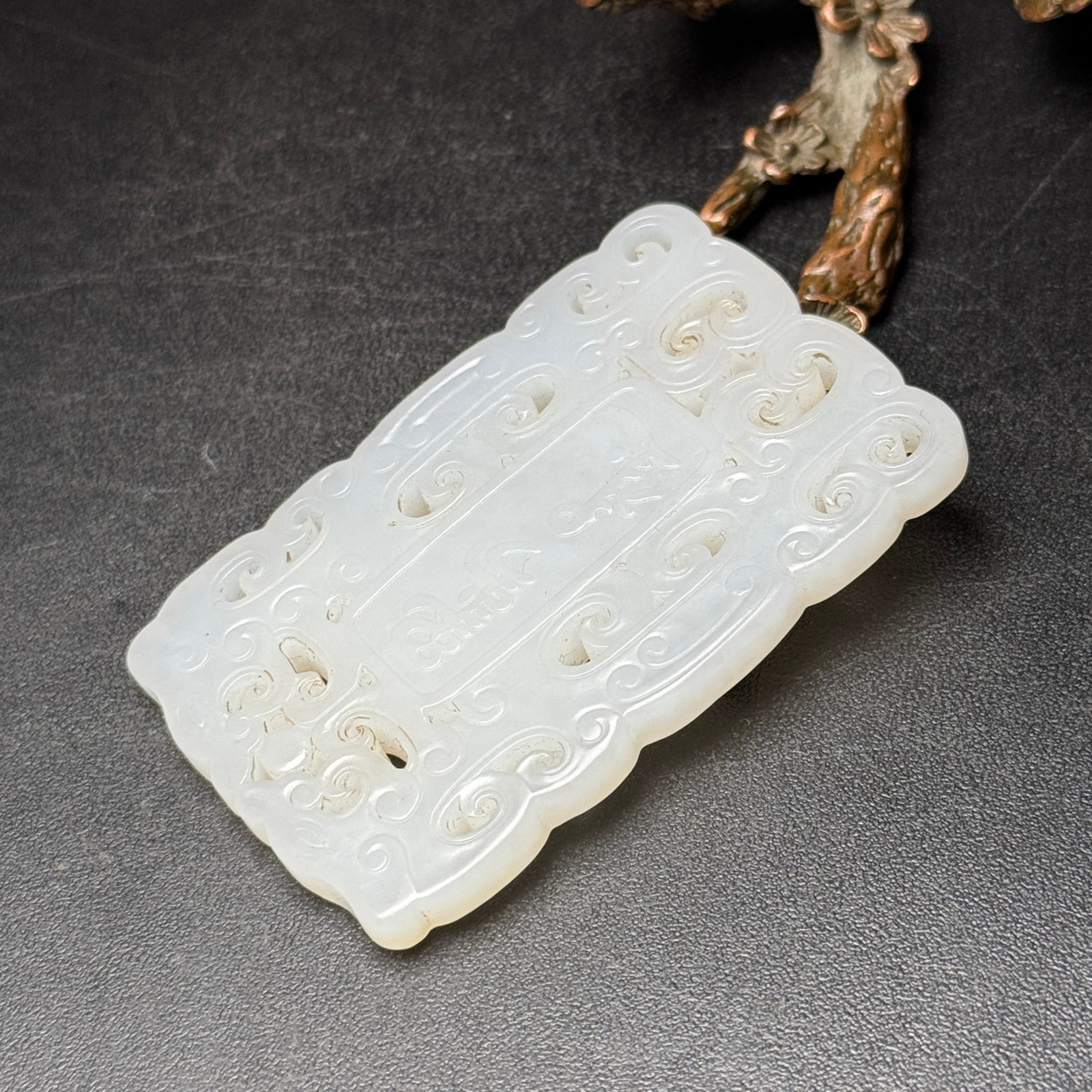 An Exquisite White Jade Hollow Dragon Pattern Pendant - 4