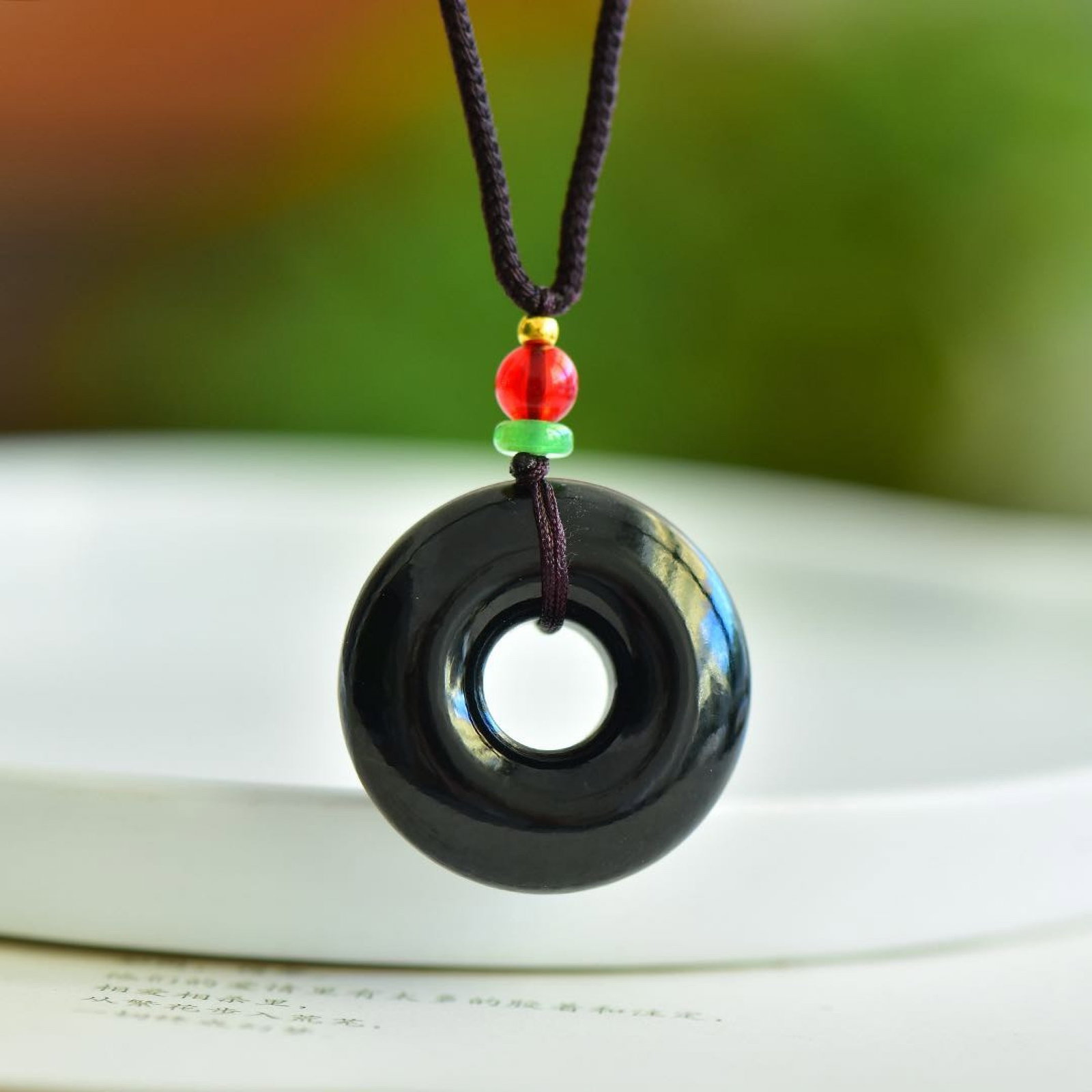 An Exquisite Sapphire Pendant - 2
