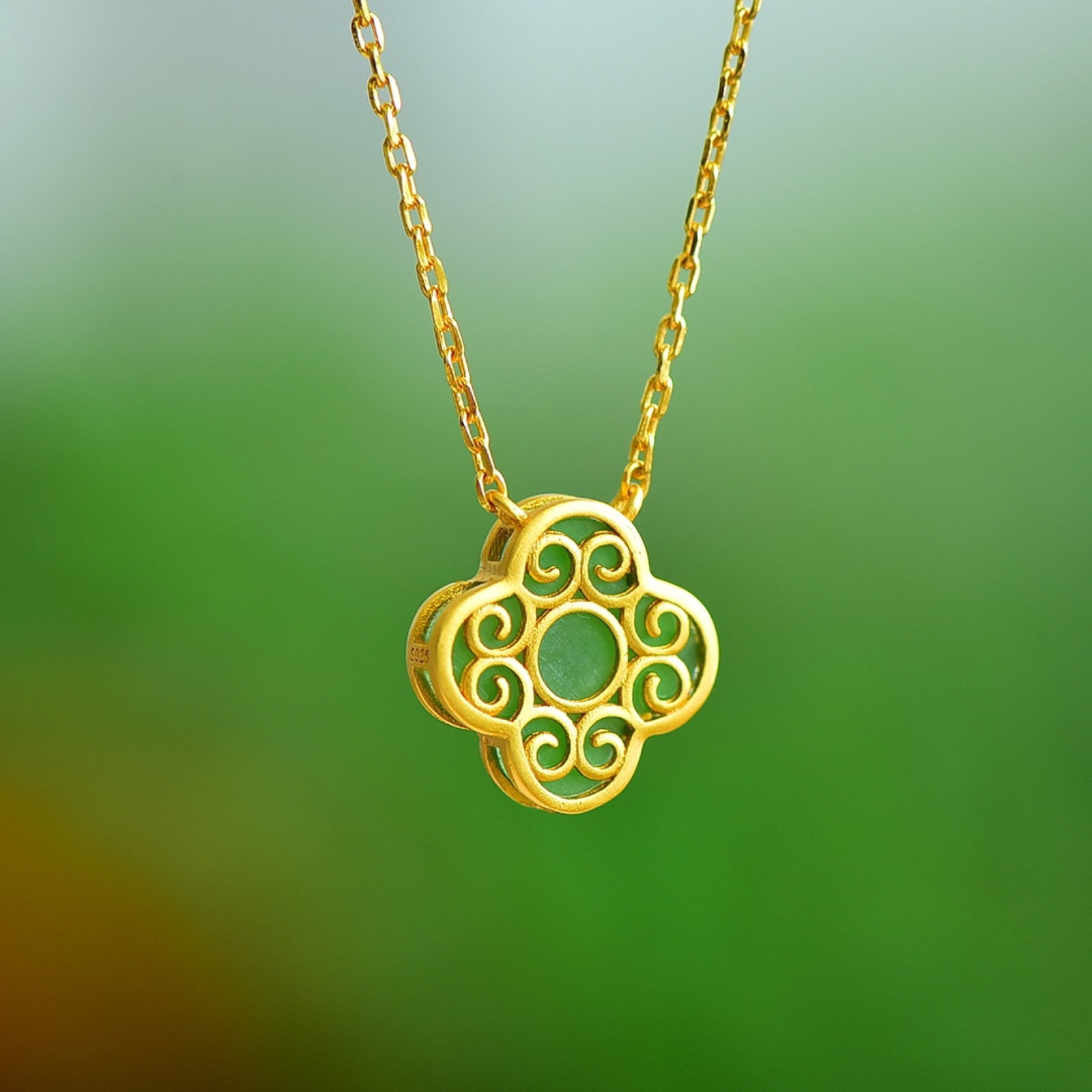 An Exquisite Sterling Silver-Gold Plated Inlaid Jasper Pendant - 5