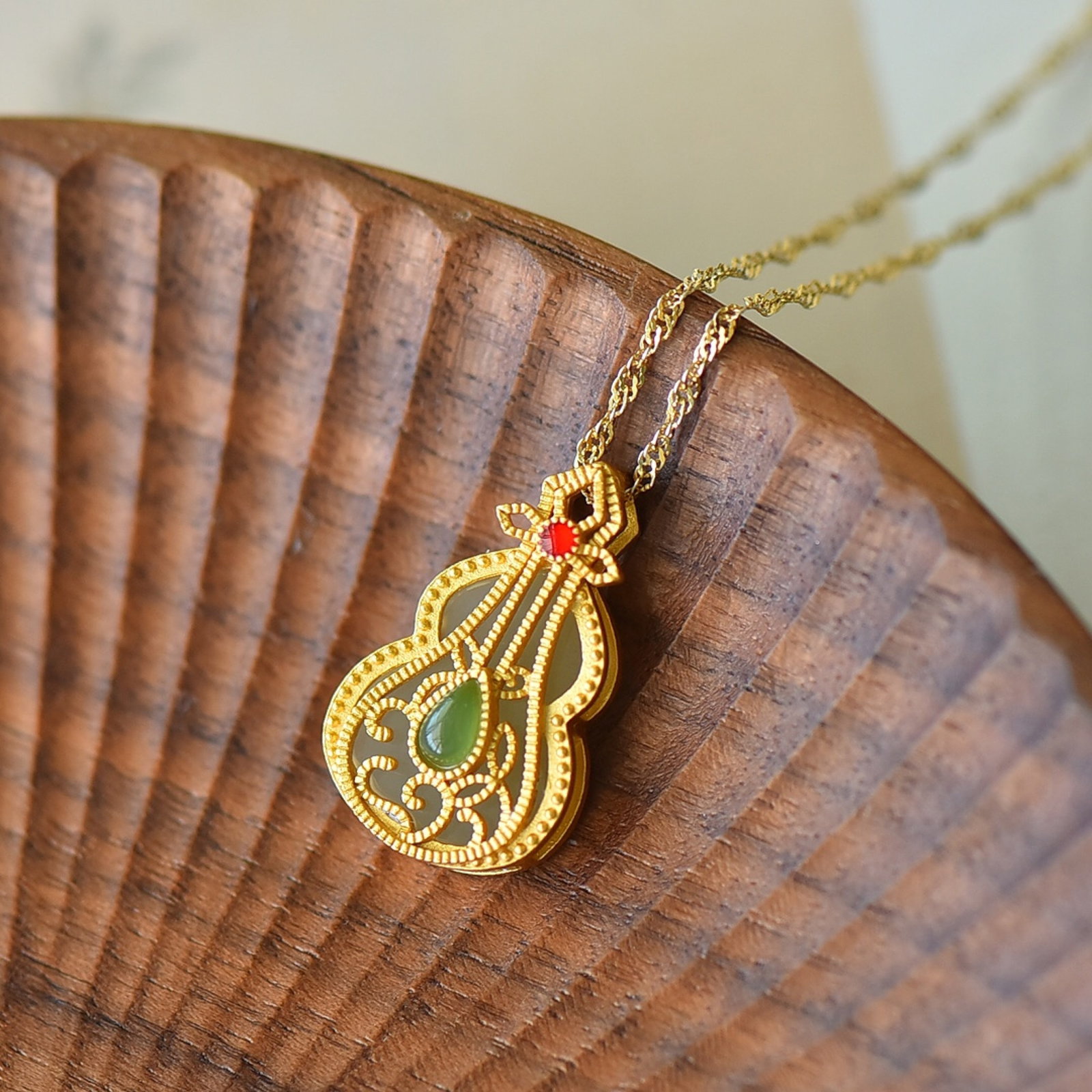 An Exquisite Sterling Silver-Gold Plated Inlaid White Jade Pendant - 4