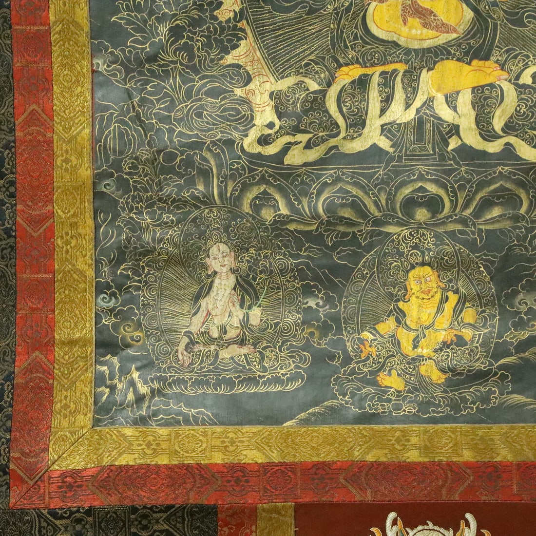 A Rare Brocade Painted Color Statue of Manjusri Tangka - 6