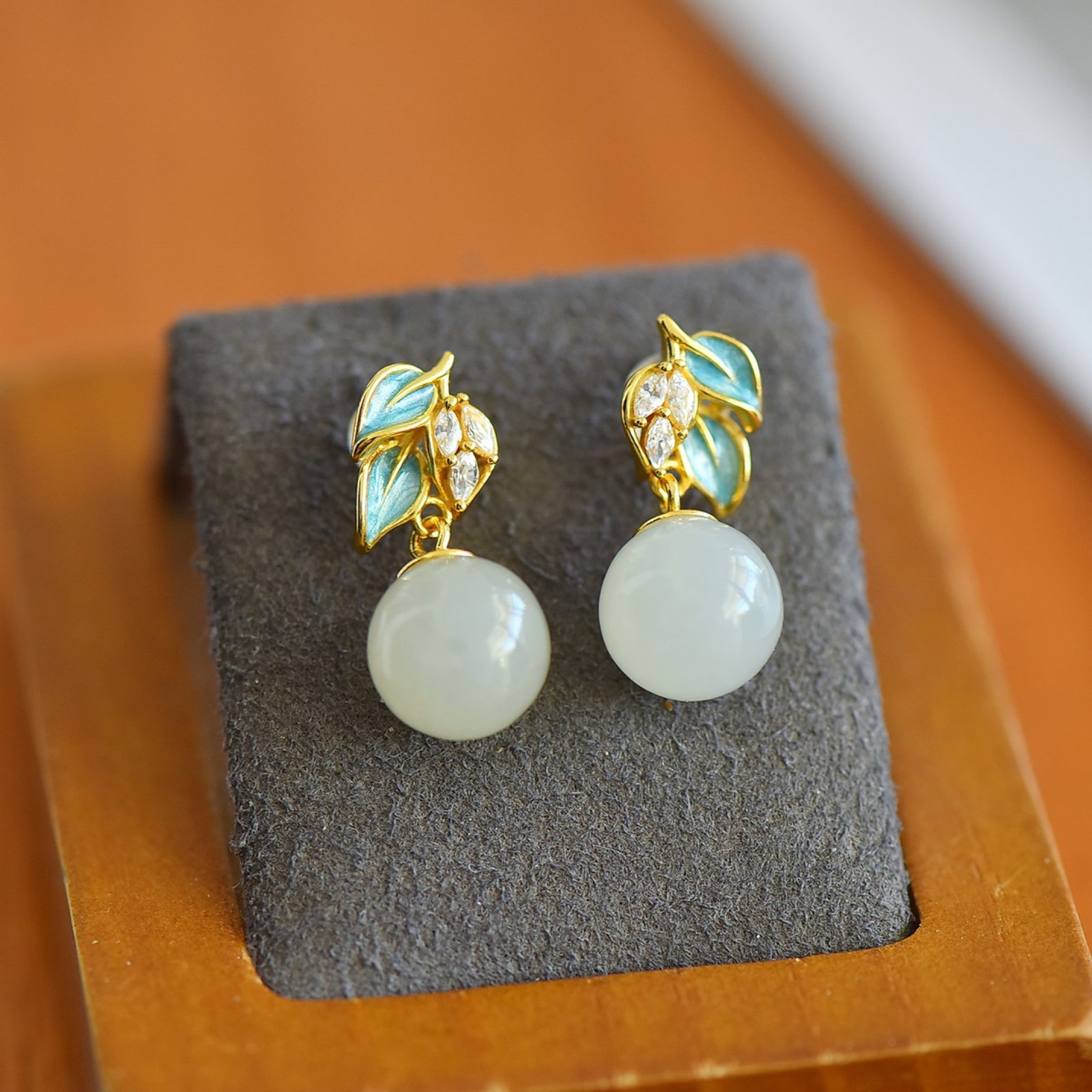 A Pair of Exquisite Sterling Silver-Gold Plated Inlaid White Jade Enamel Earrings - 3