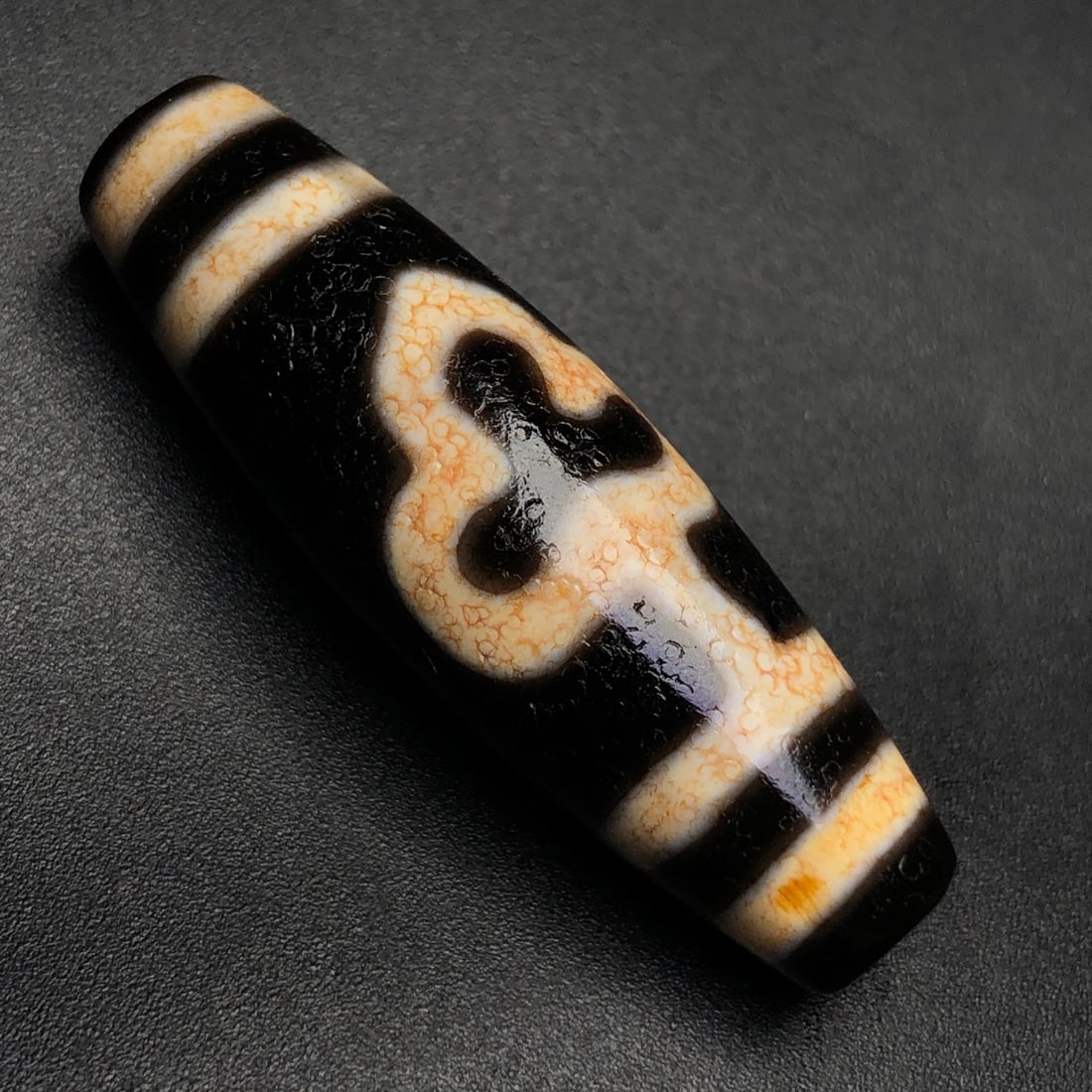 An Exquisite Bodhi Tree Pattern Dzi Bead Pendant - 3
