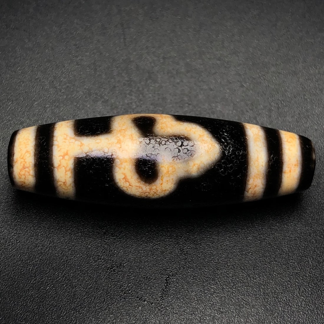 An Exquisite Bodhi Tree Pattern Dzi Bead Pendant - 7
