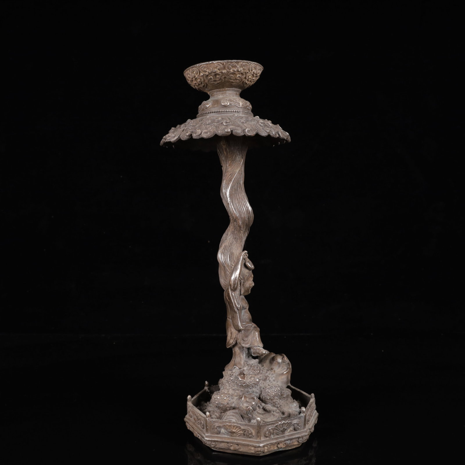 A Pair of Exquisite Silver-Plated Bronze Figure Pattern Auspicious Beast Candlesticks - 11