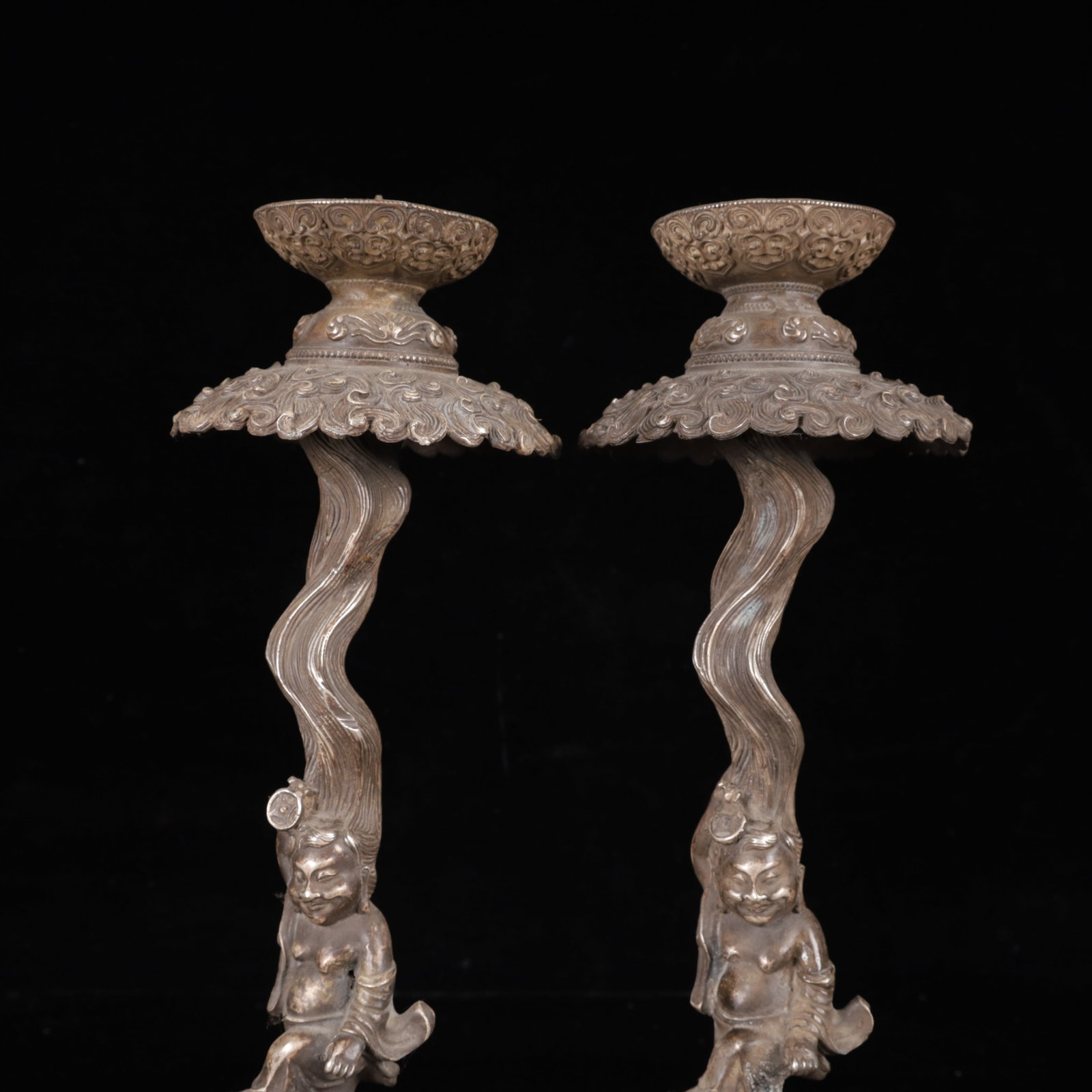 A Pair of Exquisite Silver-Plated Bronze Figure Pattern Auspicious Beast Candlesticks - 2