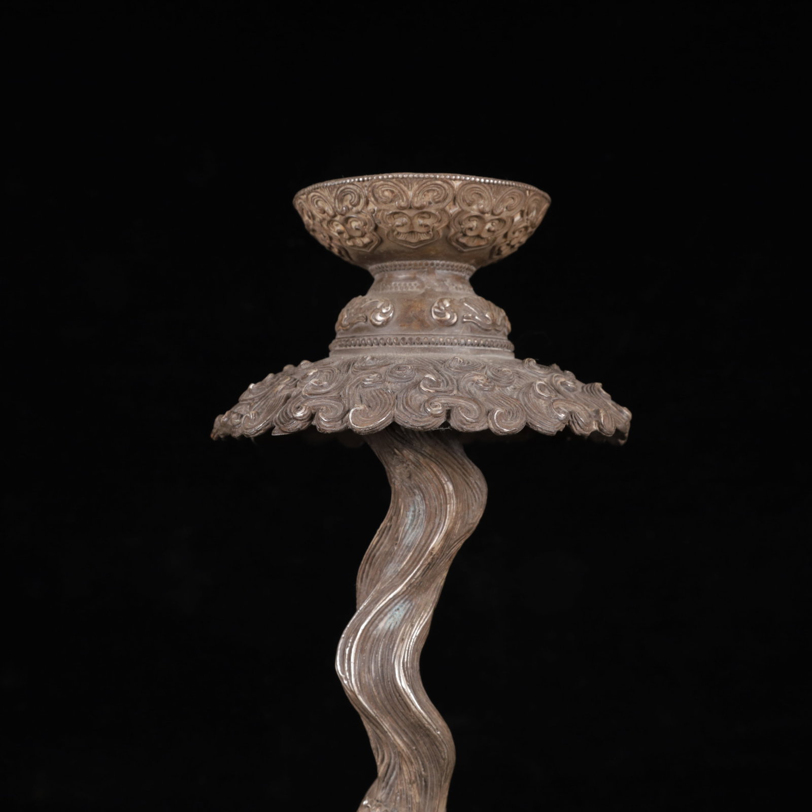 A Pair of Exquisite Silver-Plated Bronze Figure Pattern Auspicious Beast Candlesticks - 8
