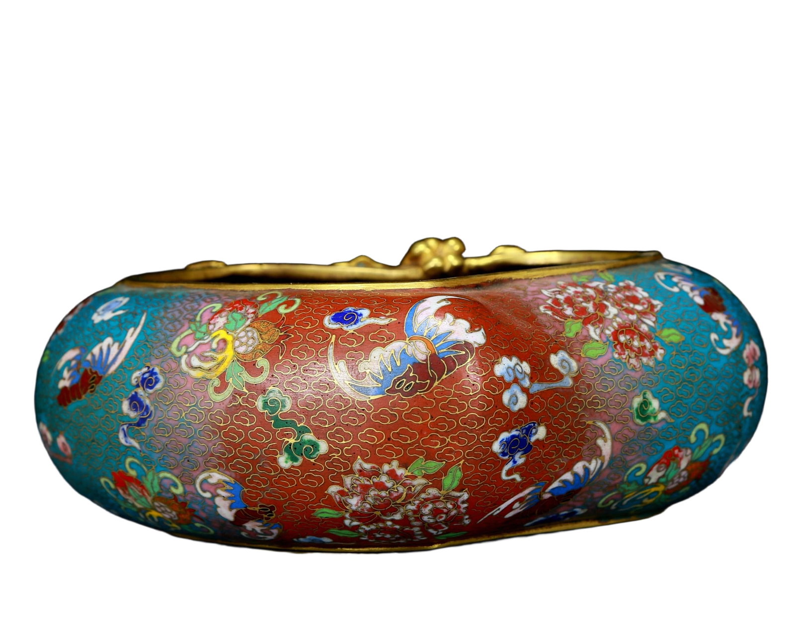A delicate cloisonn¨¦ 'Clouds and Bats' peach shaped brush washer - 6