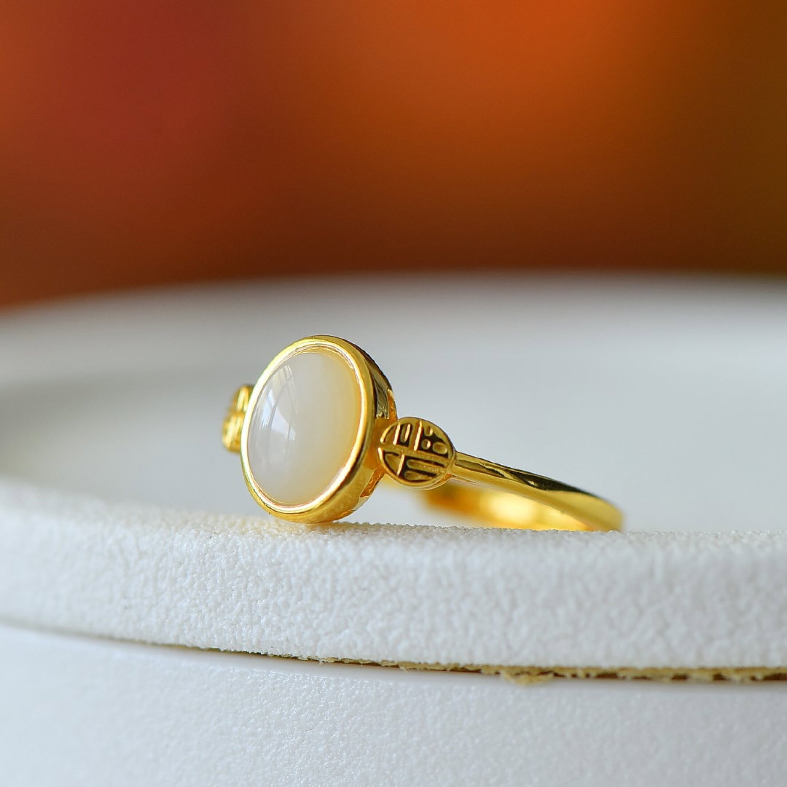 An Exquisite Sterling Silver-Gold Plated Inlaid White Jade Ring - 3