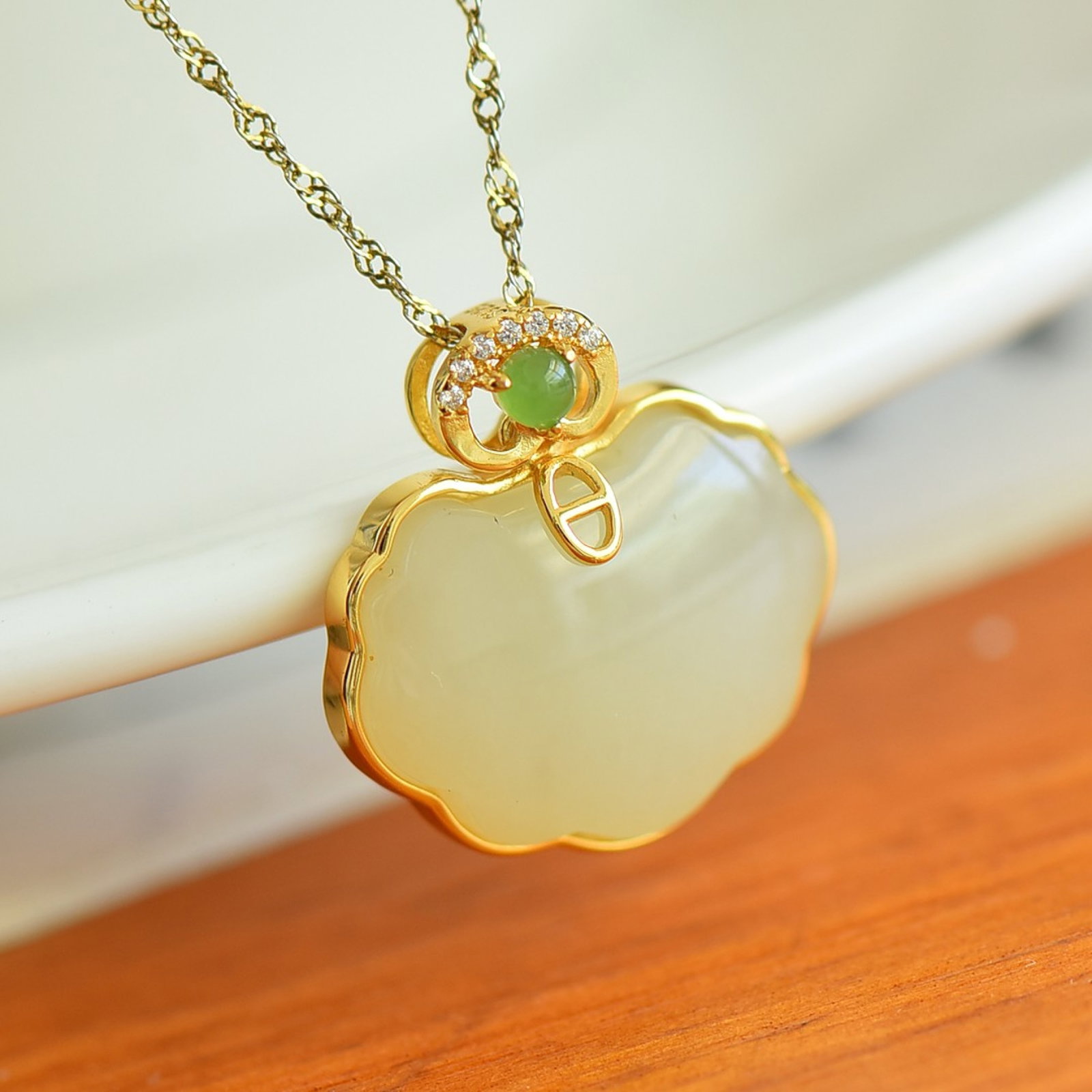 An Exquisite Sterling Silver-Gold Plated Inlaid White Jade Pendant - 4