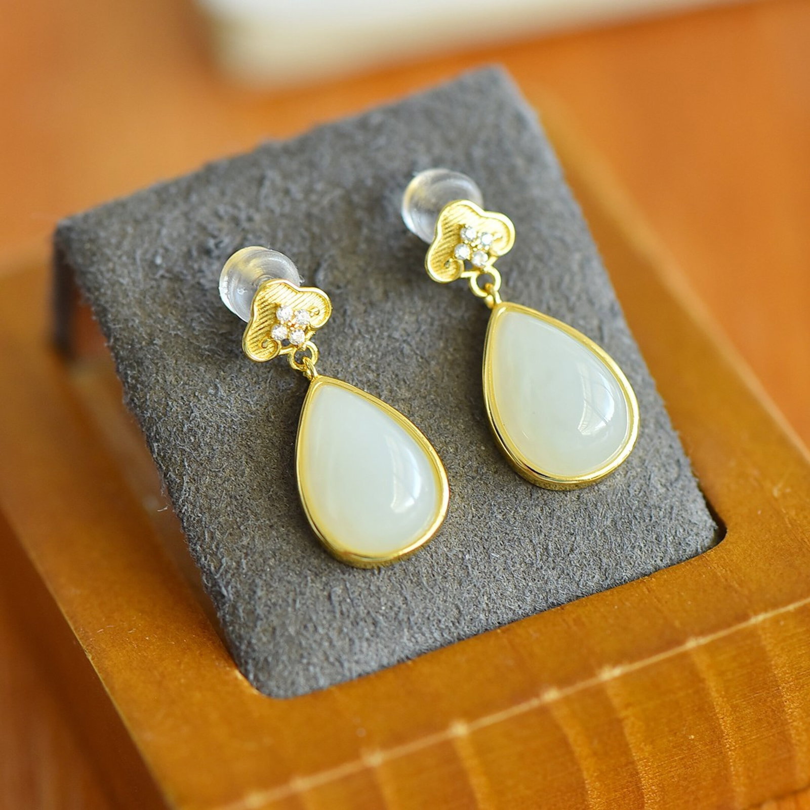 A Pair of Exquisite Sterling Silver-Gold Plated Inlaid White Jade Earrings,Inlaid Diamonds - 2
