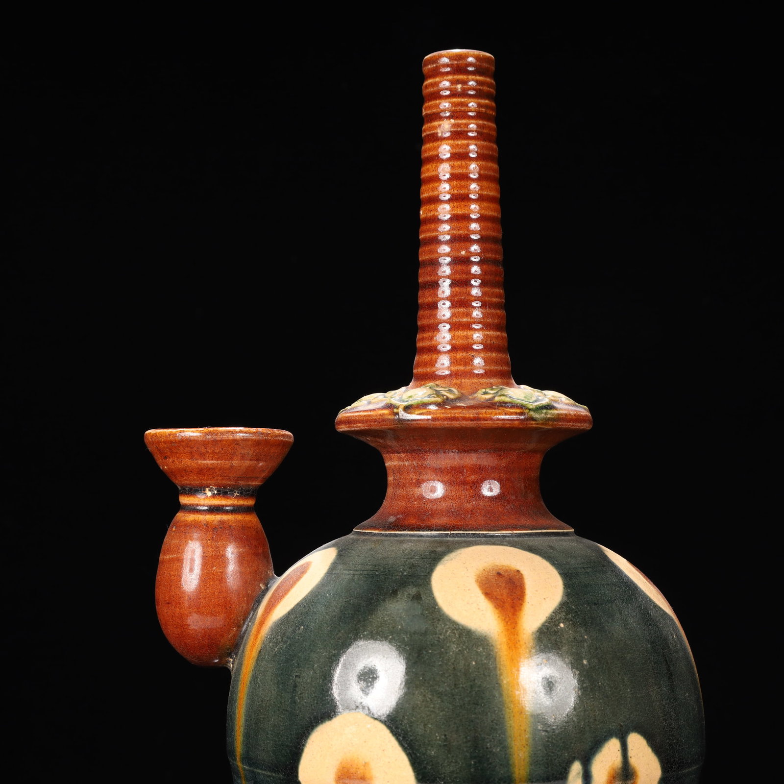 A Rare Tang Tri-Color Glazed Pottery Vase - 2