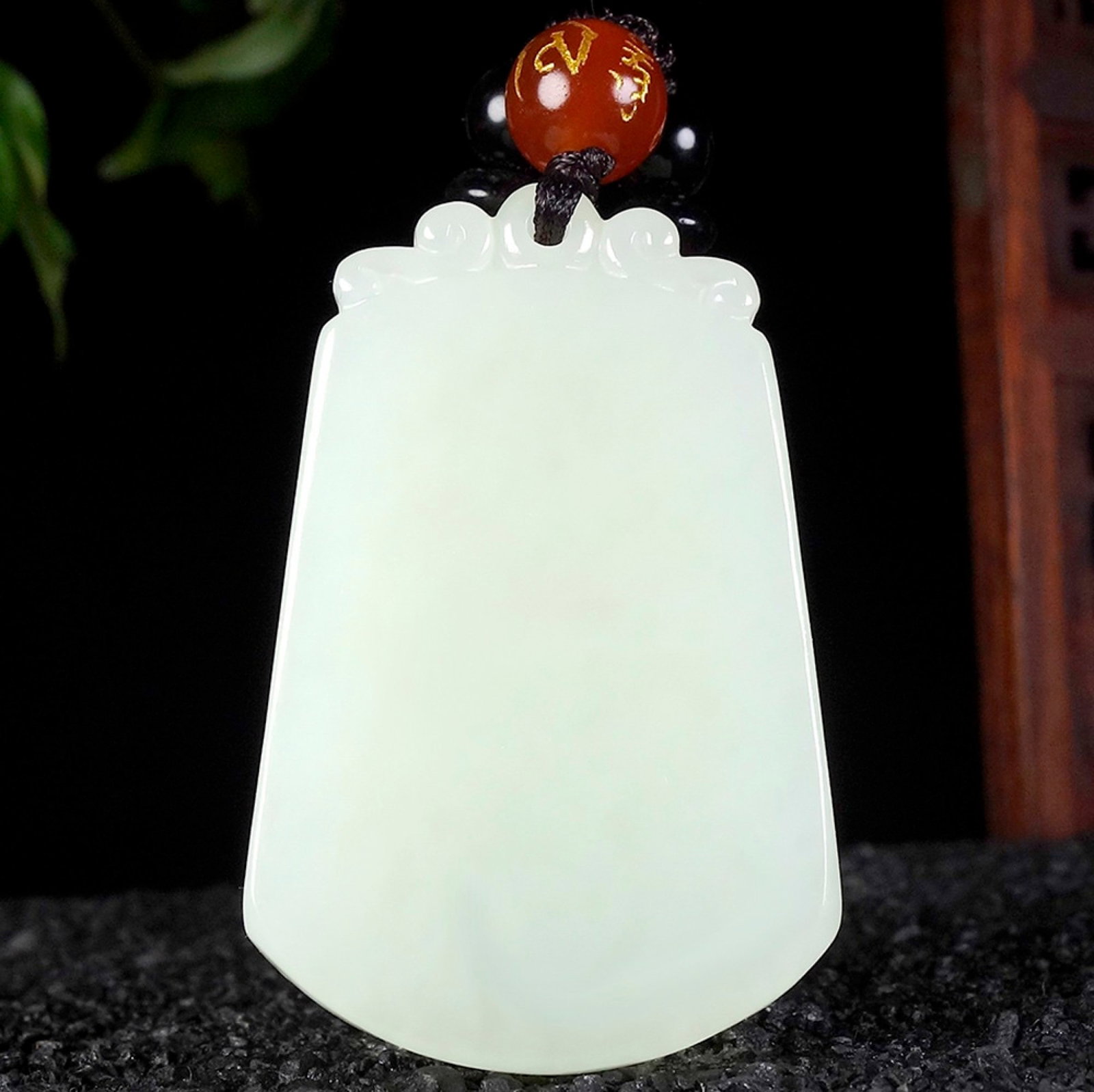 An Exquisite White Jade Pendant: Estimated Value:600-1200 An Exquisite White Jade Pendant,Size:42mmx28mmx8mm 白玉挂件