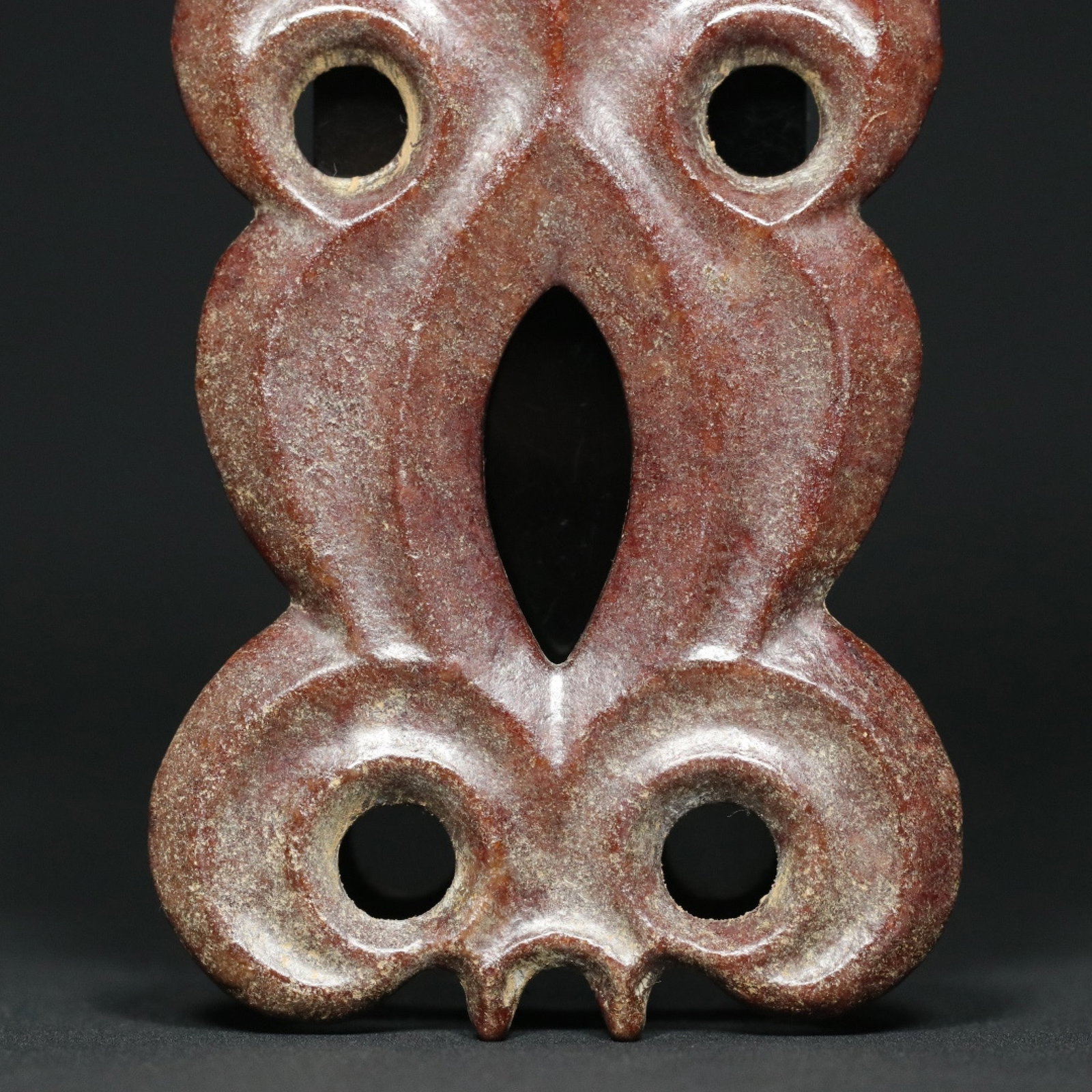 An Exquisite Archaic Jade Figure Pendant - 7