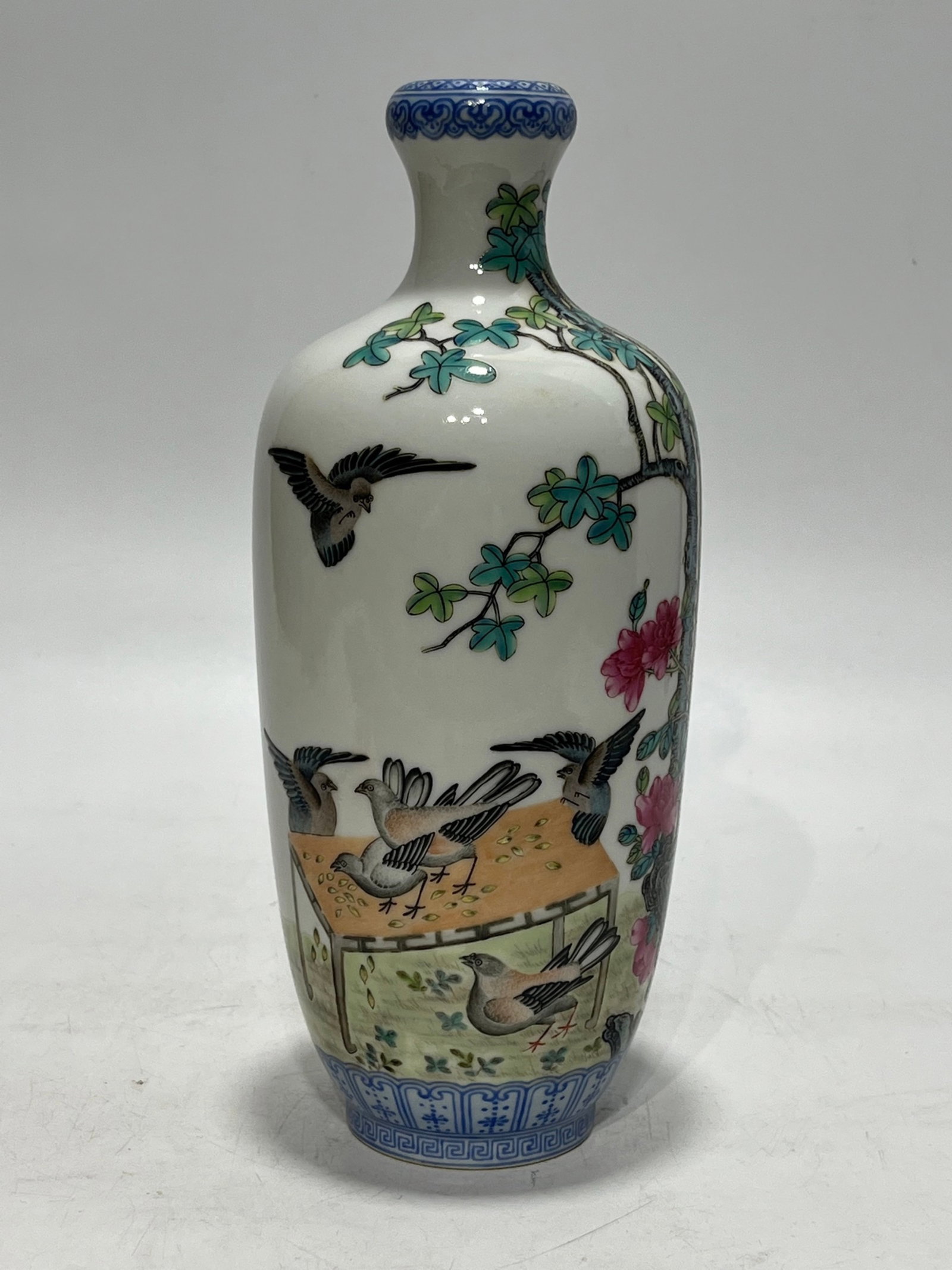 An Exquisite Famille-Rose Flower and Bird Pattern Vase,With Poem: Estimated Value:2000-4000 An Exquisite Famille-Rose Flower and Bird Pattern Vase,With Poem,Qing Dynasty,China,With Mark,Size:9.4in