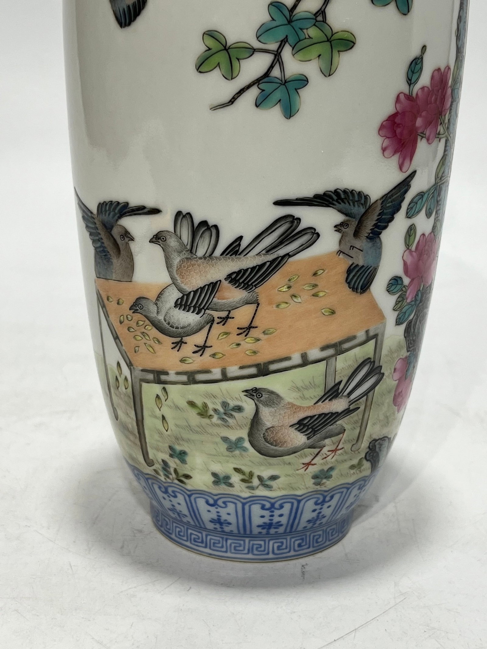 An Exquisite Famille-Rose Flower and Bird Pattern Vase,With Poem - 2
