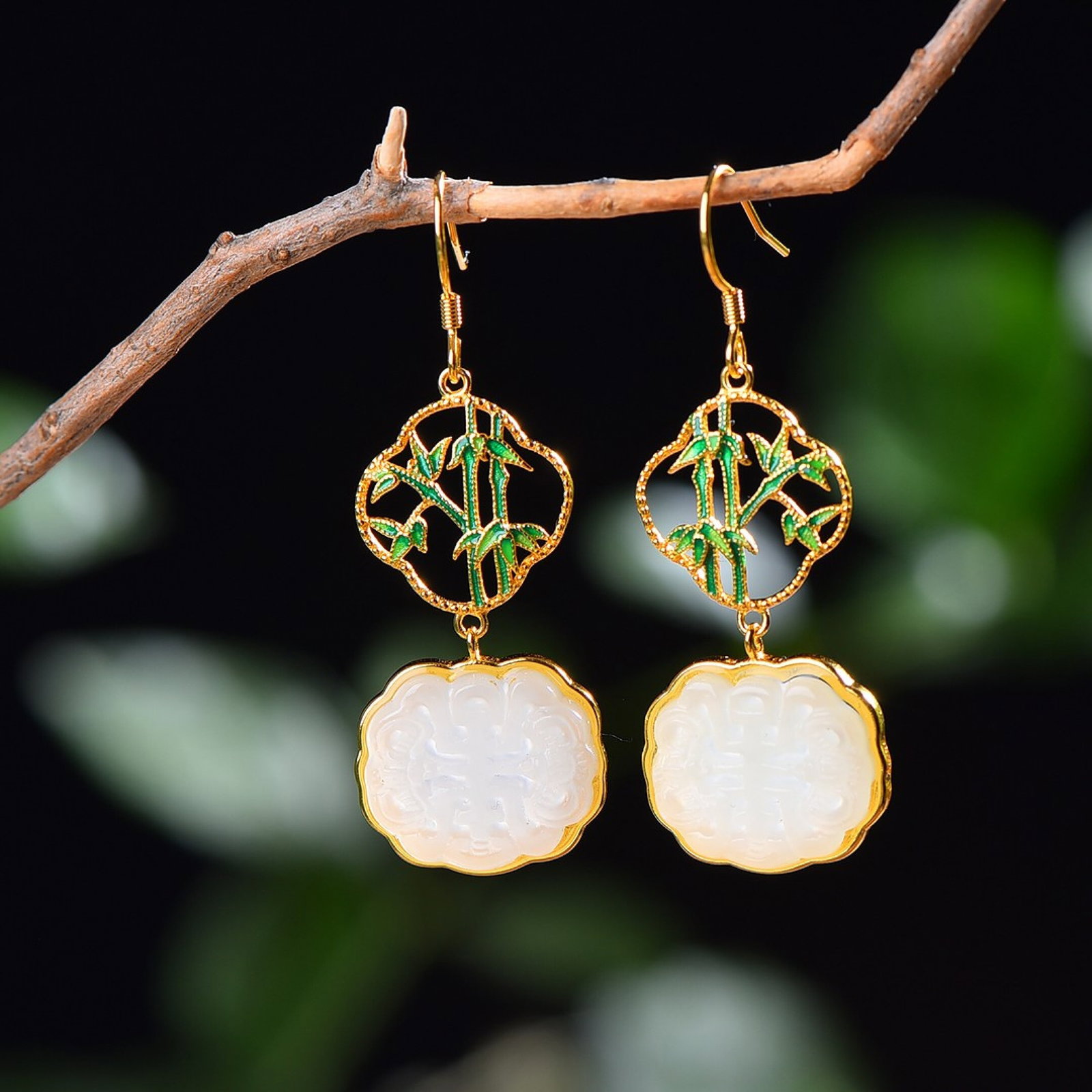 A Pair of Exquisite Sterling Silver-Gold Plated Inlaid White Jade Enamel Earrings: Estimated Value:600-1200 A Pair of Exquisite Sterling Silver-Gold Plated Inlaid White Jade Enamel Earrings,Size:14mmx17mm