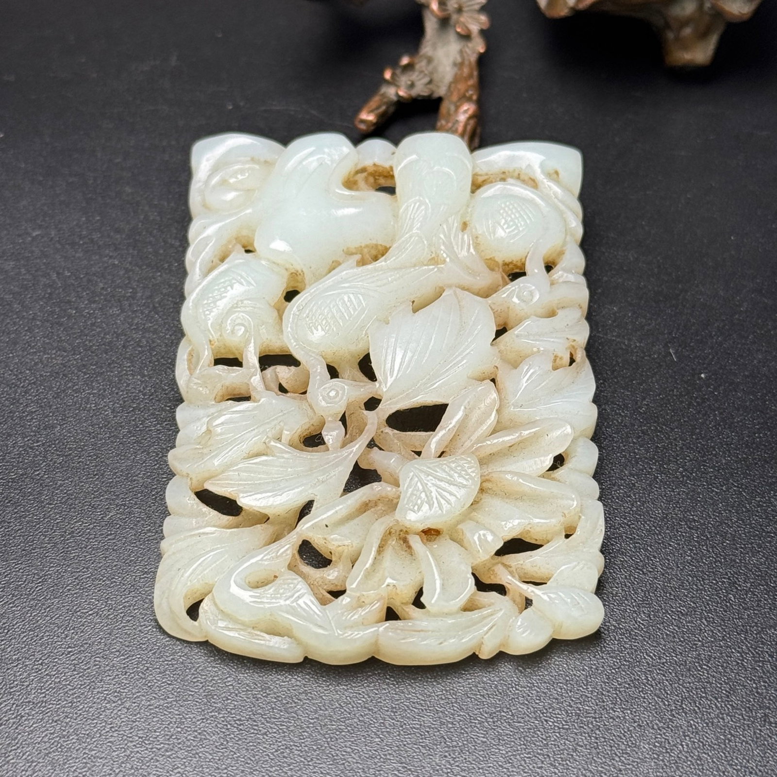 An Exquisite White Jade Crane Pattern Pendant - 5