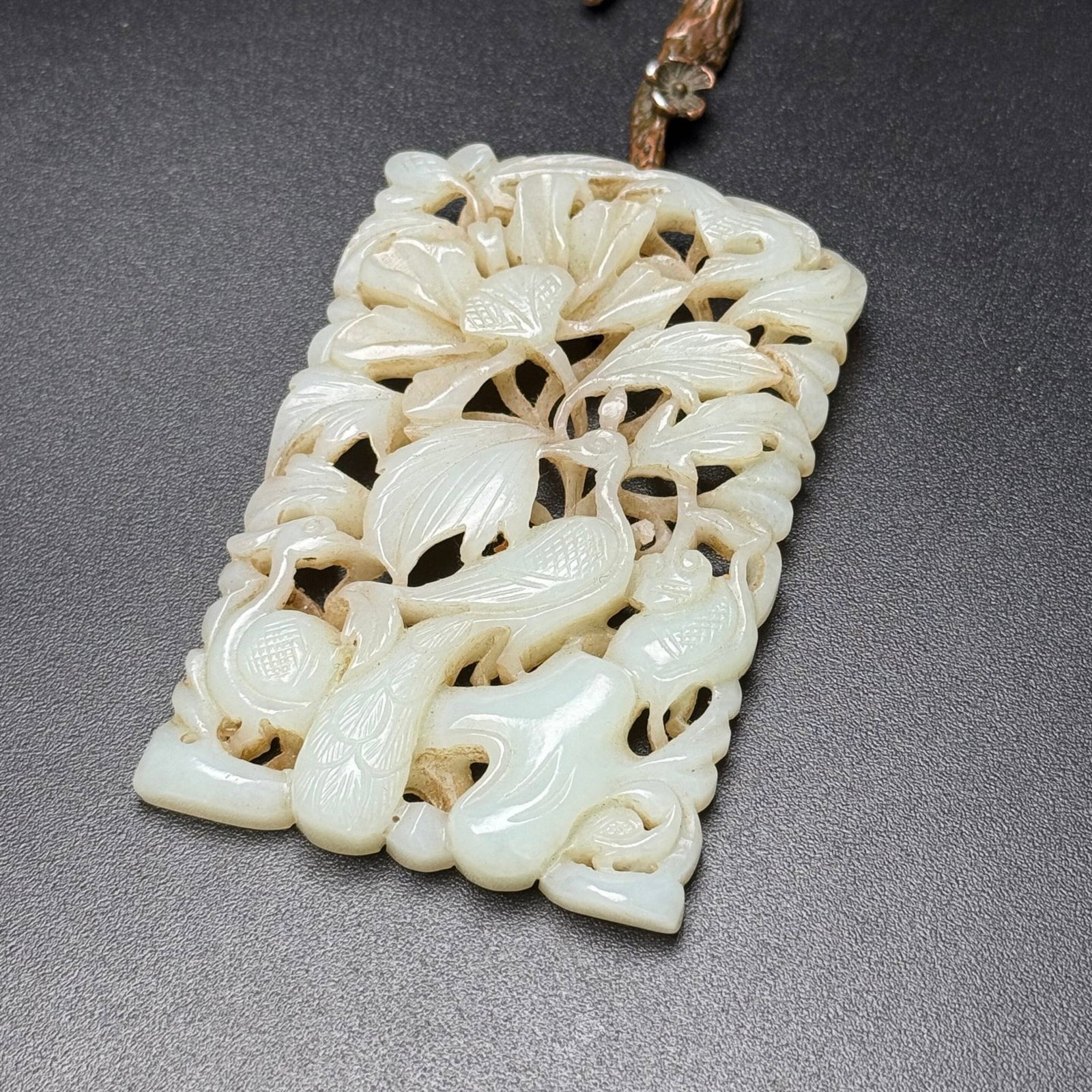An Exquisite White Jade Crane Pattern Pendant - 7