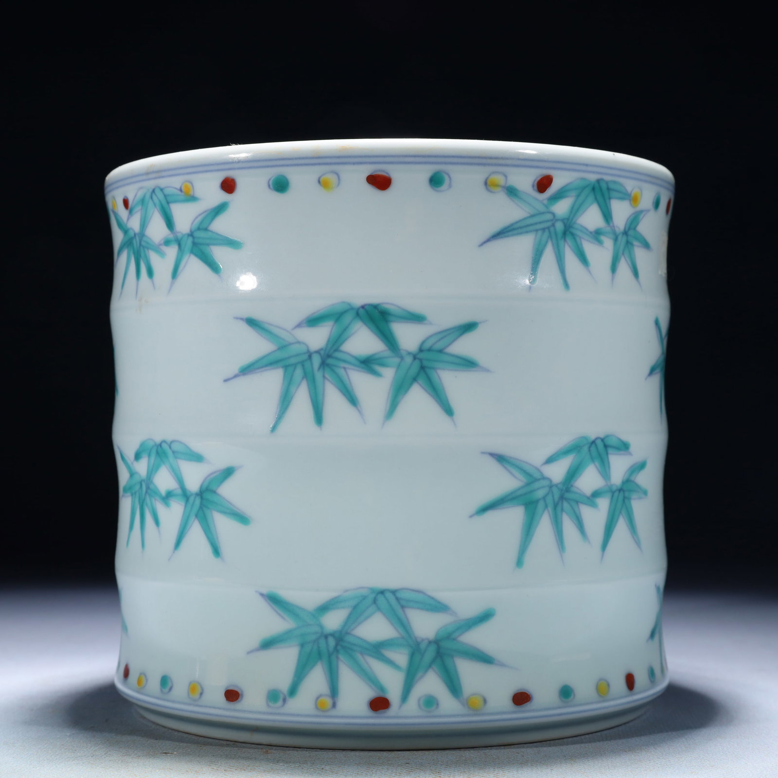 An Exquisite Doucai Bamboo Pattern Vat - 5