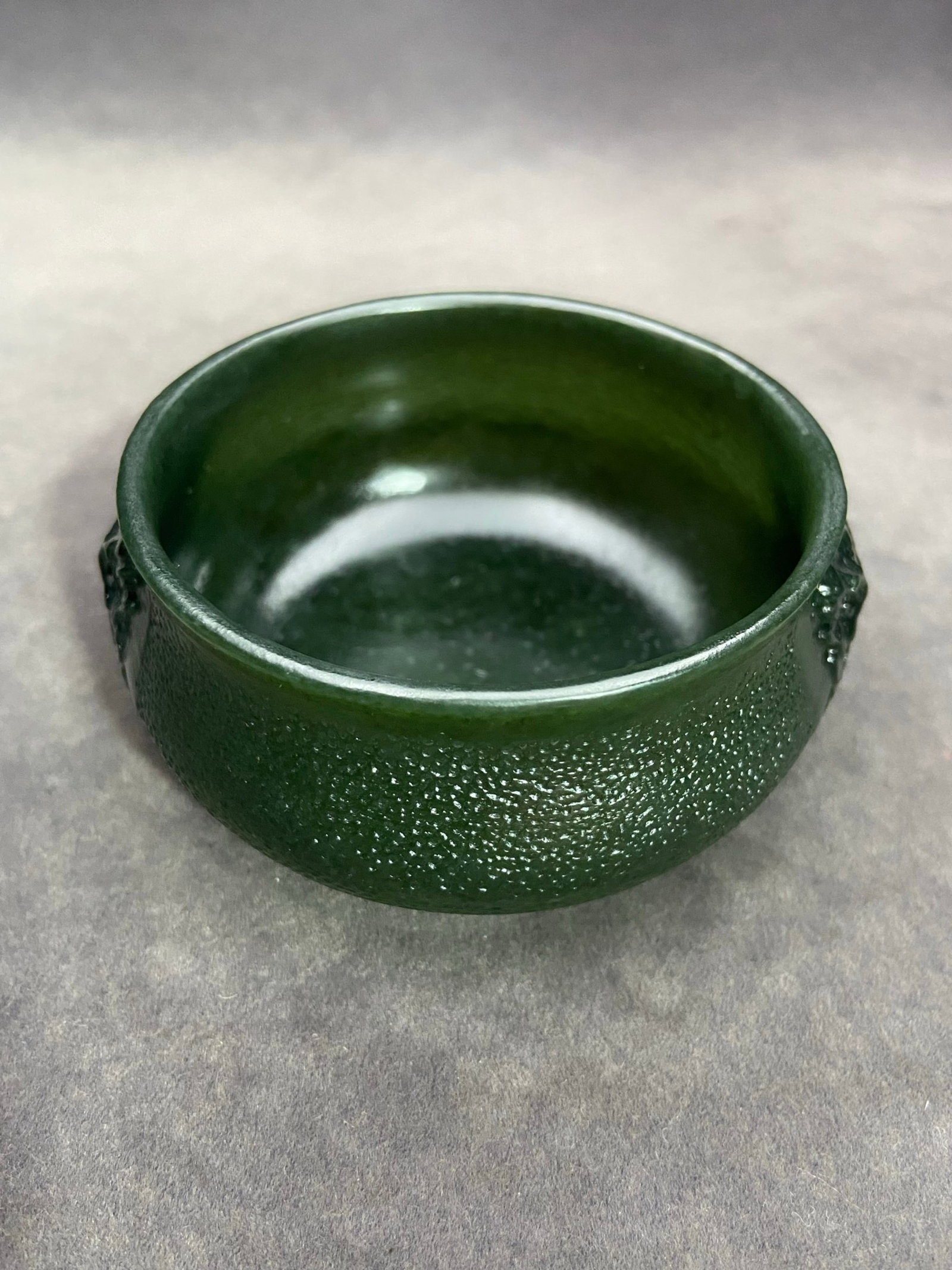 An Exquisite Jasper Lion-Ears Censer: An Exquisite Jasper Lion-Ears Censer,Qing Dynasty,China,Size:3.1inx1.6in,Weight:87g 碧玉狮耳香炉,中国清代