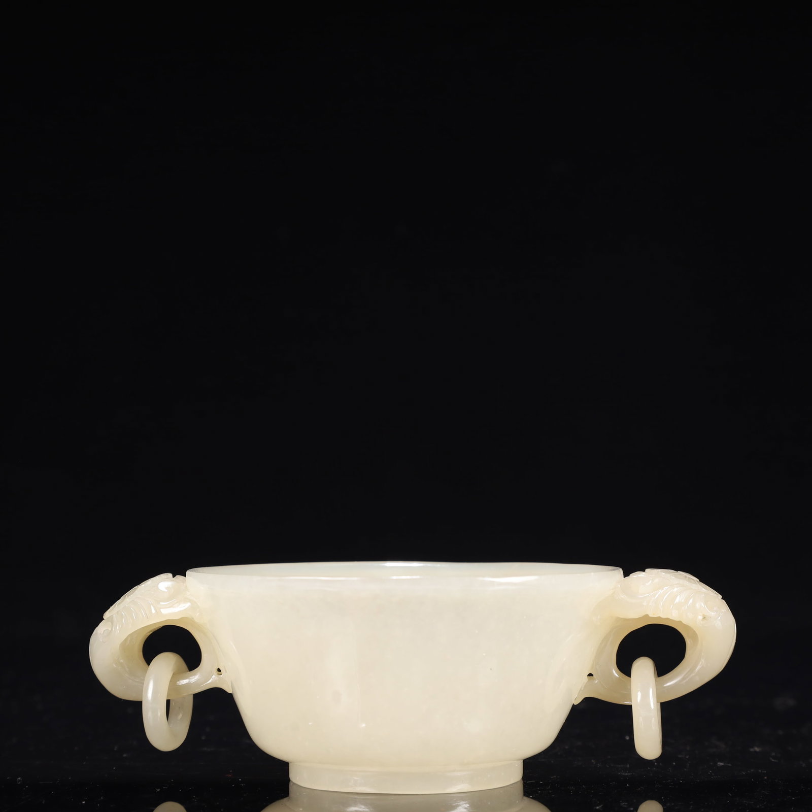 An Exquisite White Jade Double-Ears Cup: An Exquisite White Jade Double-Ears Cup,Qing Dynasty, China,Size:5.9inx3.7inx1.8in,Weight:200g 白玉双耳杯,中国清代