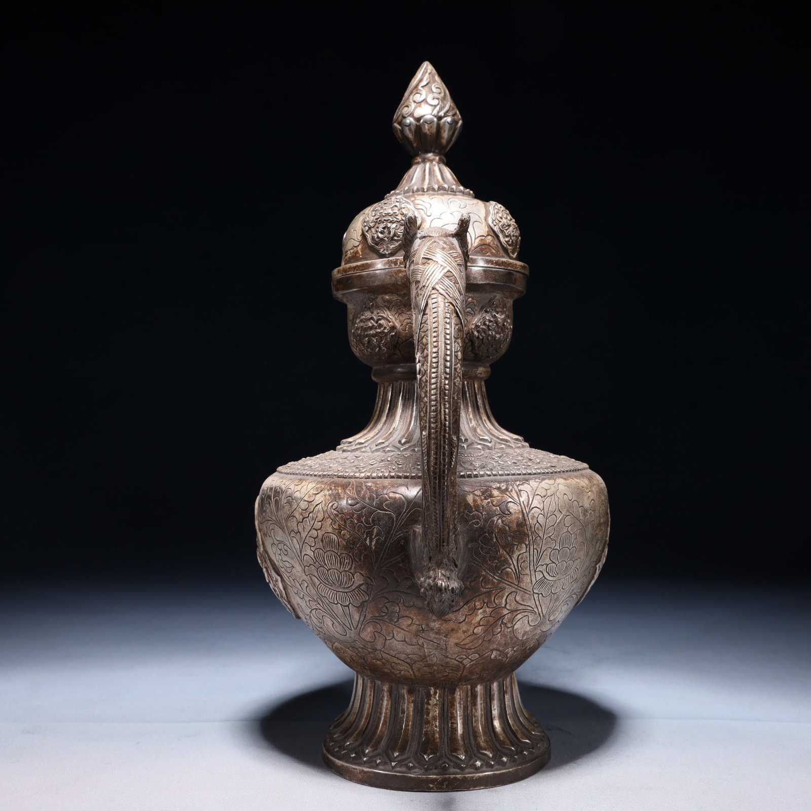 An Exquisite Silver-plated Bronze Figure Pattern Ewer - 7