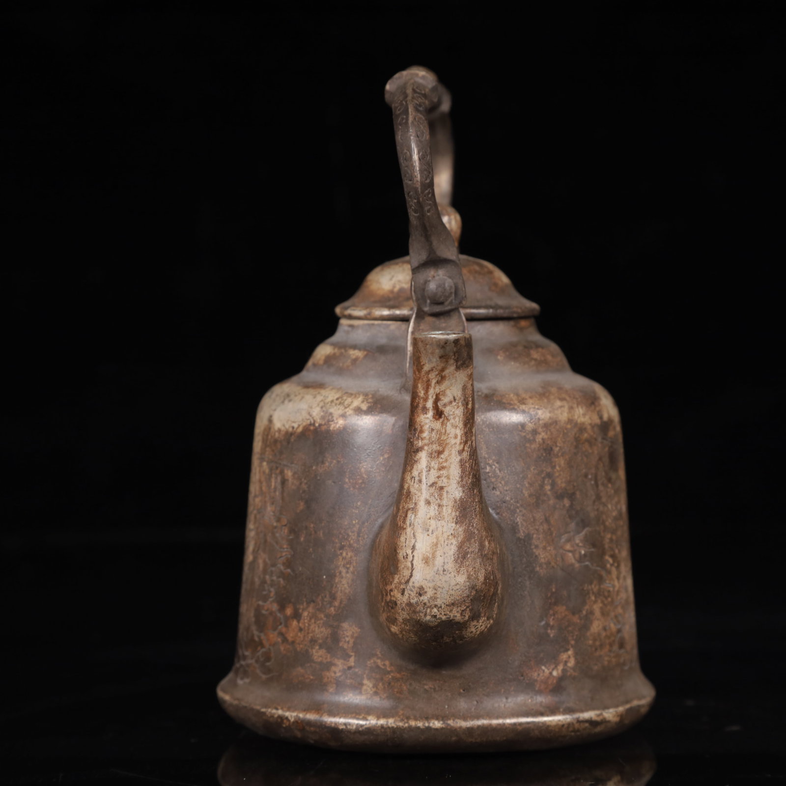 An Exquisite Silver-Plated Bronze Figure Pattern Ewer - 9