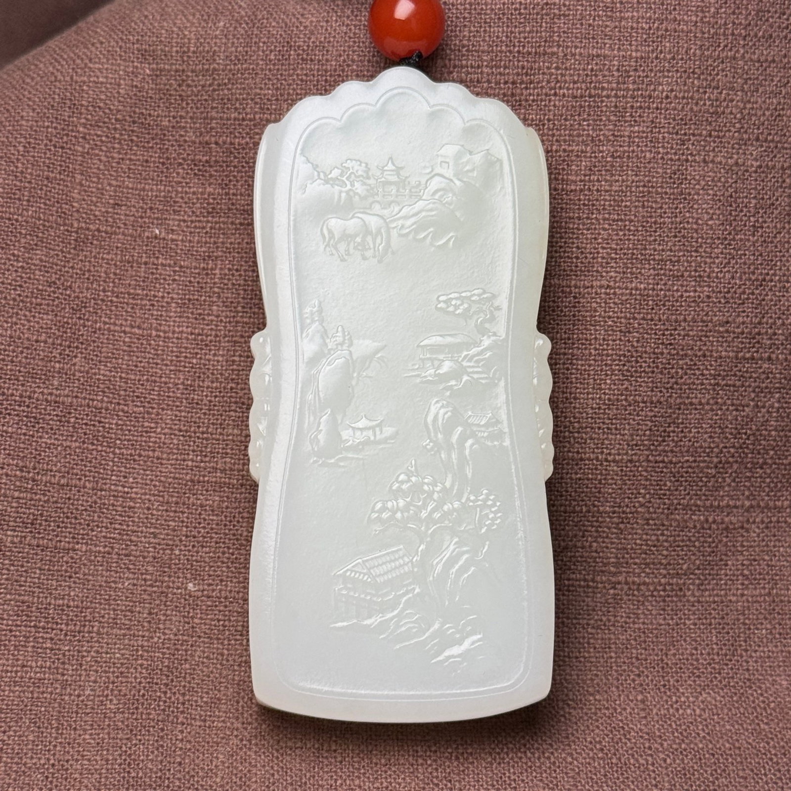 An Exquisite White Jade Figure Pattern Pendant - 3