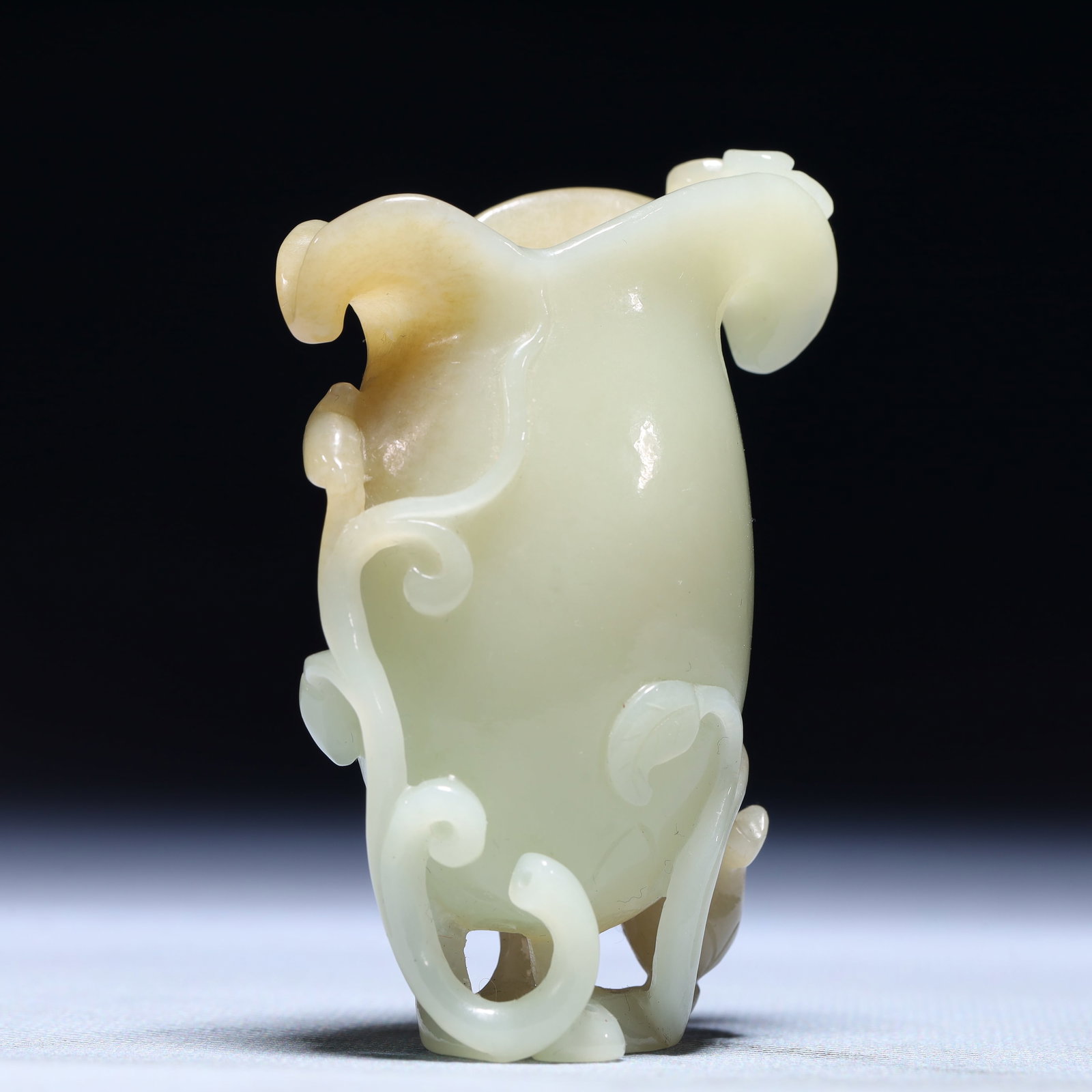 An Exquisite White Jade Flower Pattern Cup - 4