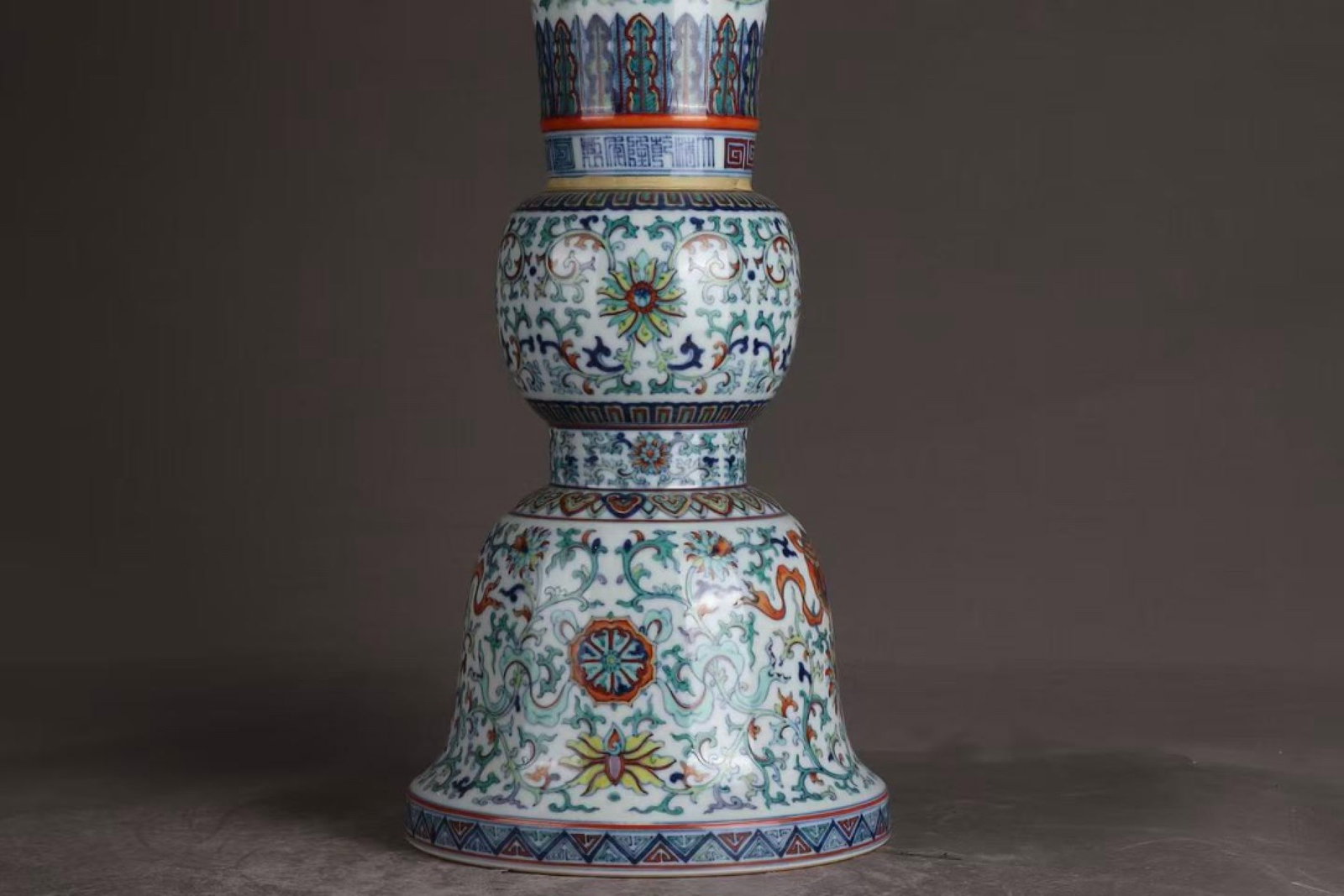A Huge Doucai Lotus Pattern Vase - 3