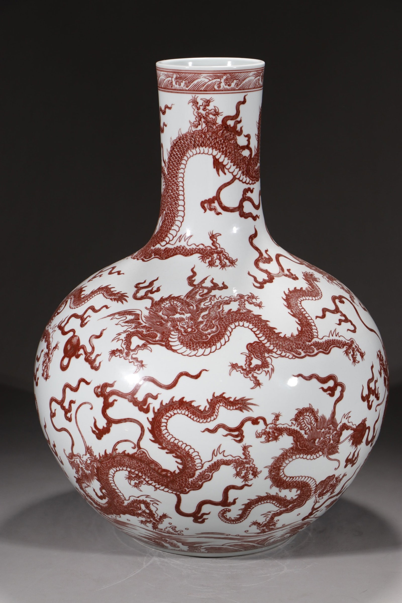 A Huge Underglaze-Red Dragon Pattern Vase - 5