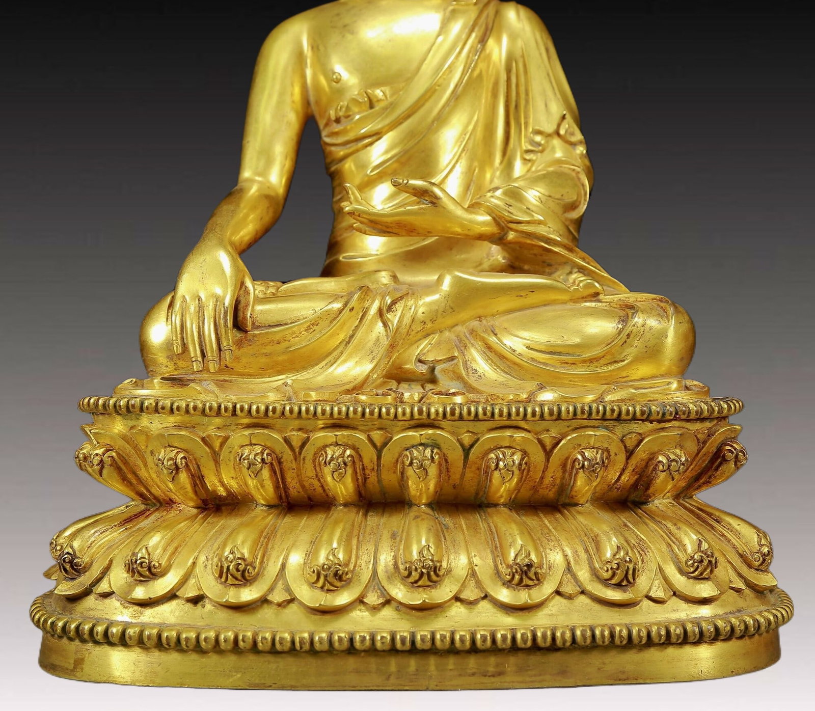 A Pair of Solemn Gilt Bronze Statue of Sakyamuni - 14