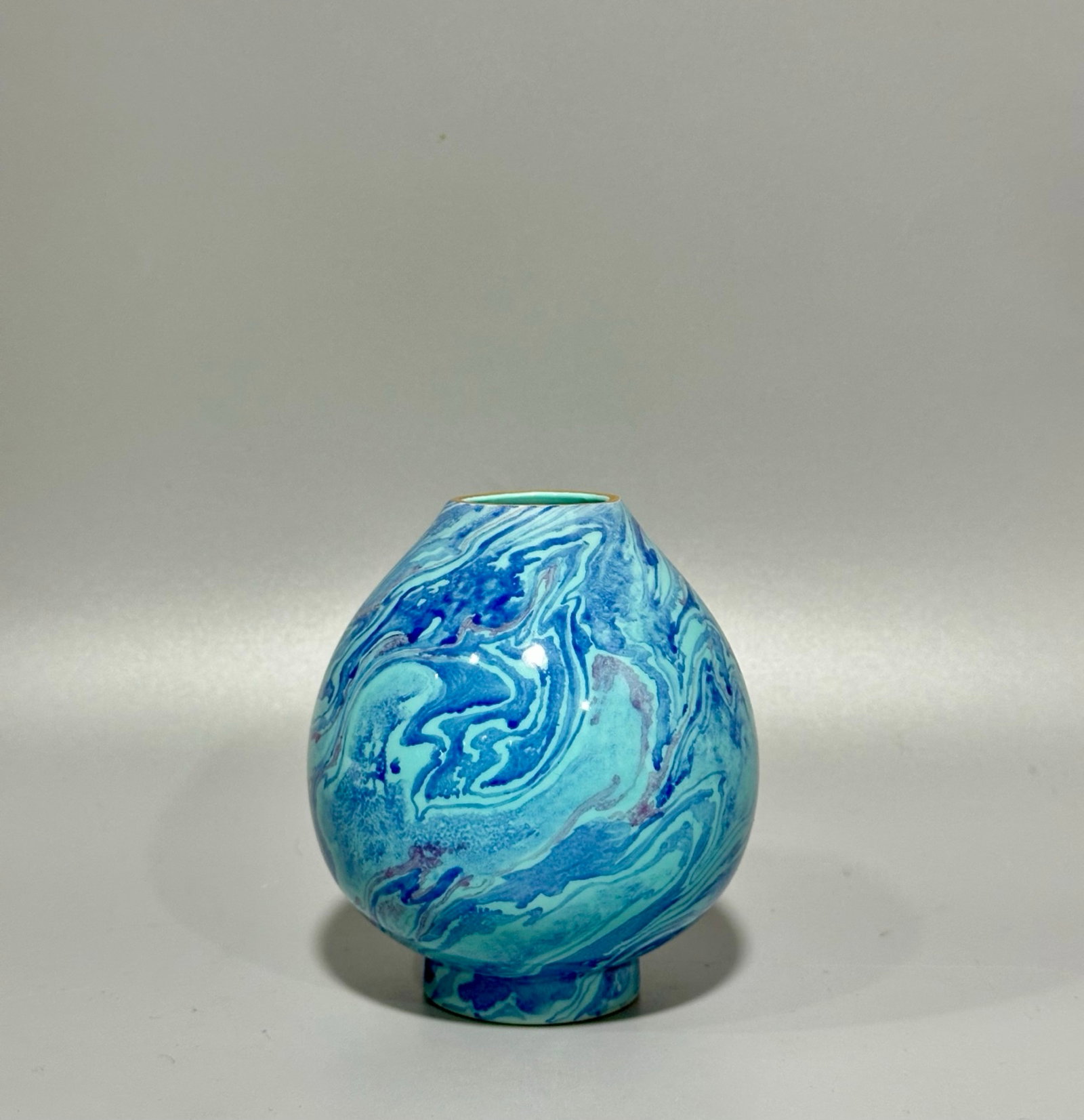 An Exquisite Blue Glazed Jar - 5