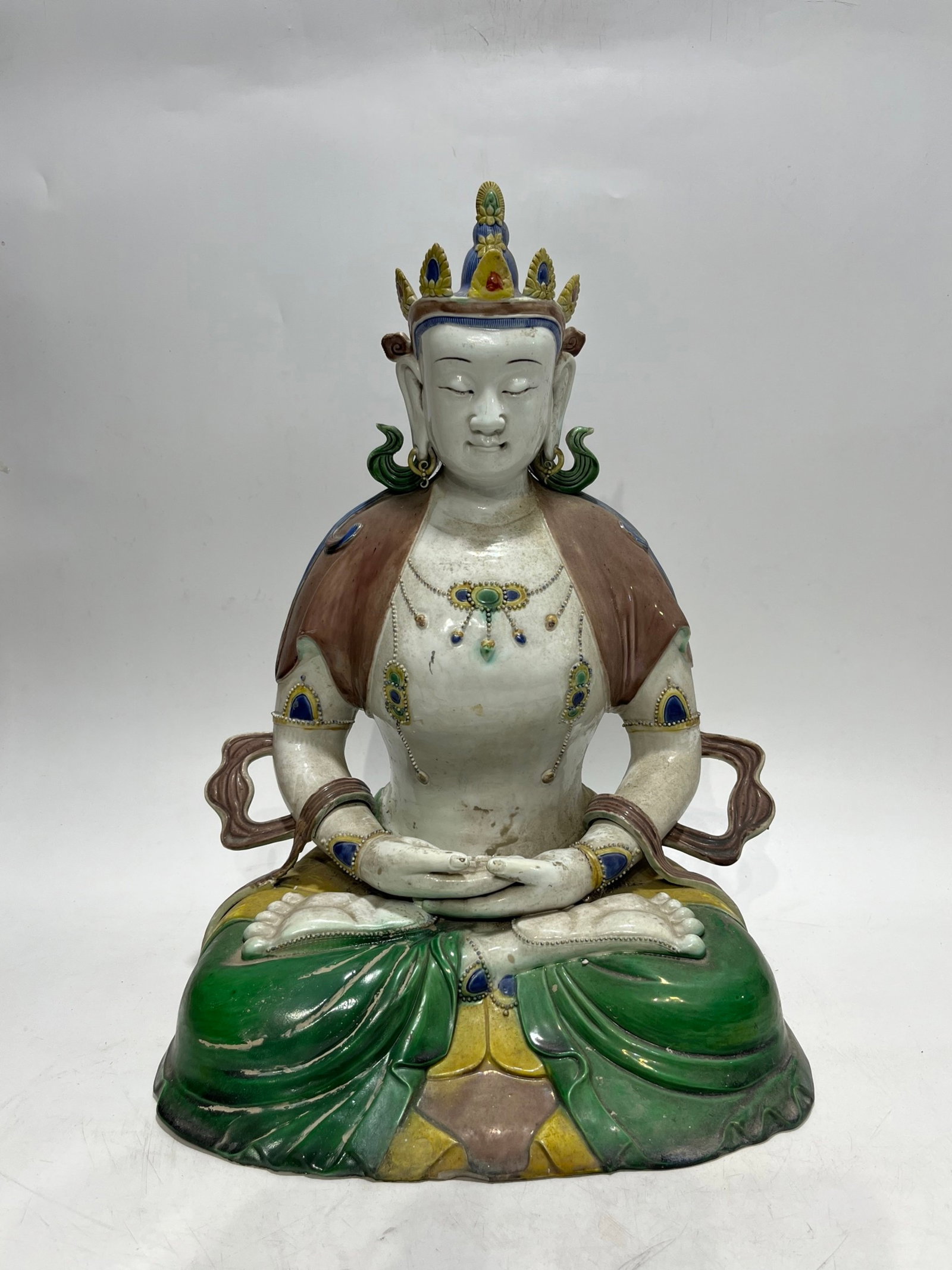 A Solemn Biscuit Buddha Statue - 10