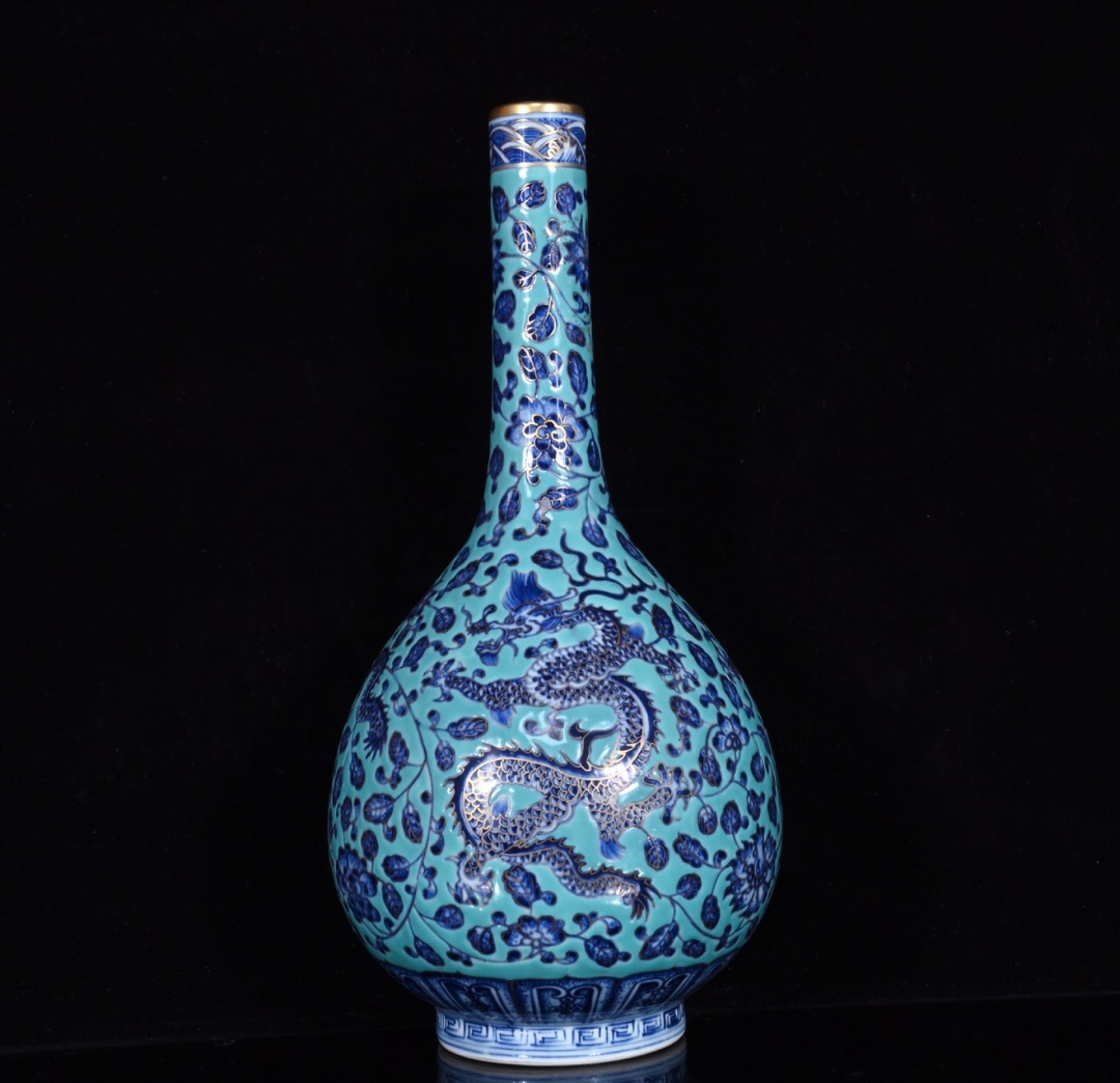 An Exquisite Turquoise Glazed Blue and White Lotus and Dragon Pattern Vase: An Exquisite Turquoise Glazed Blue and White Lotus and Dragon Pattern Vase,Qing Dynasty,China,Qianlong Six-character Mark,Size:10.2inx4.7in