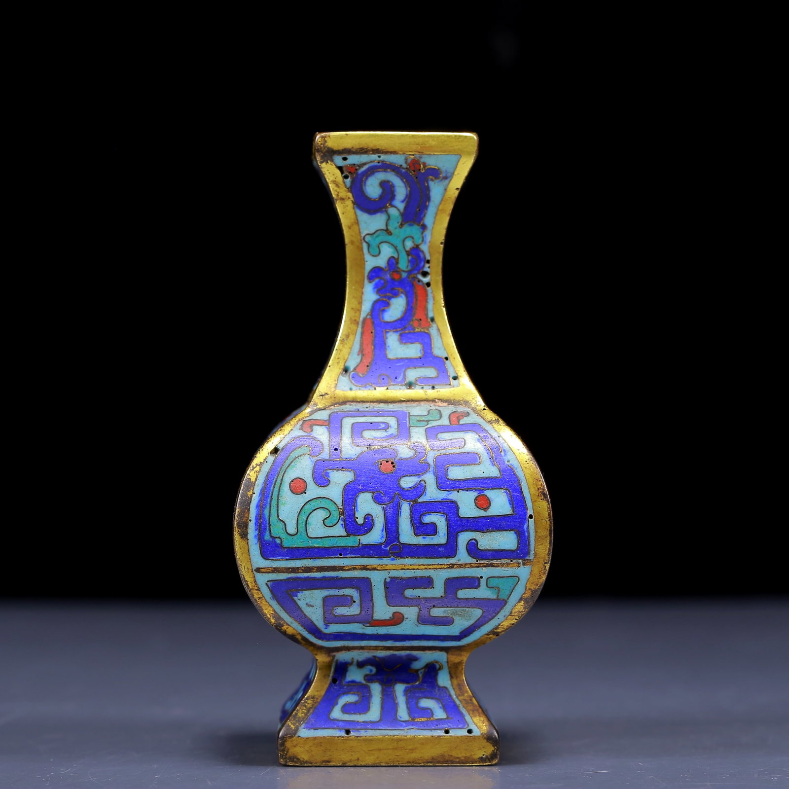 An Exquisite Cloisonne Chi-Dragon Pattern Vase - 4