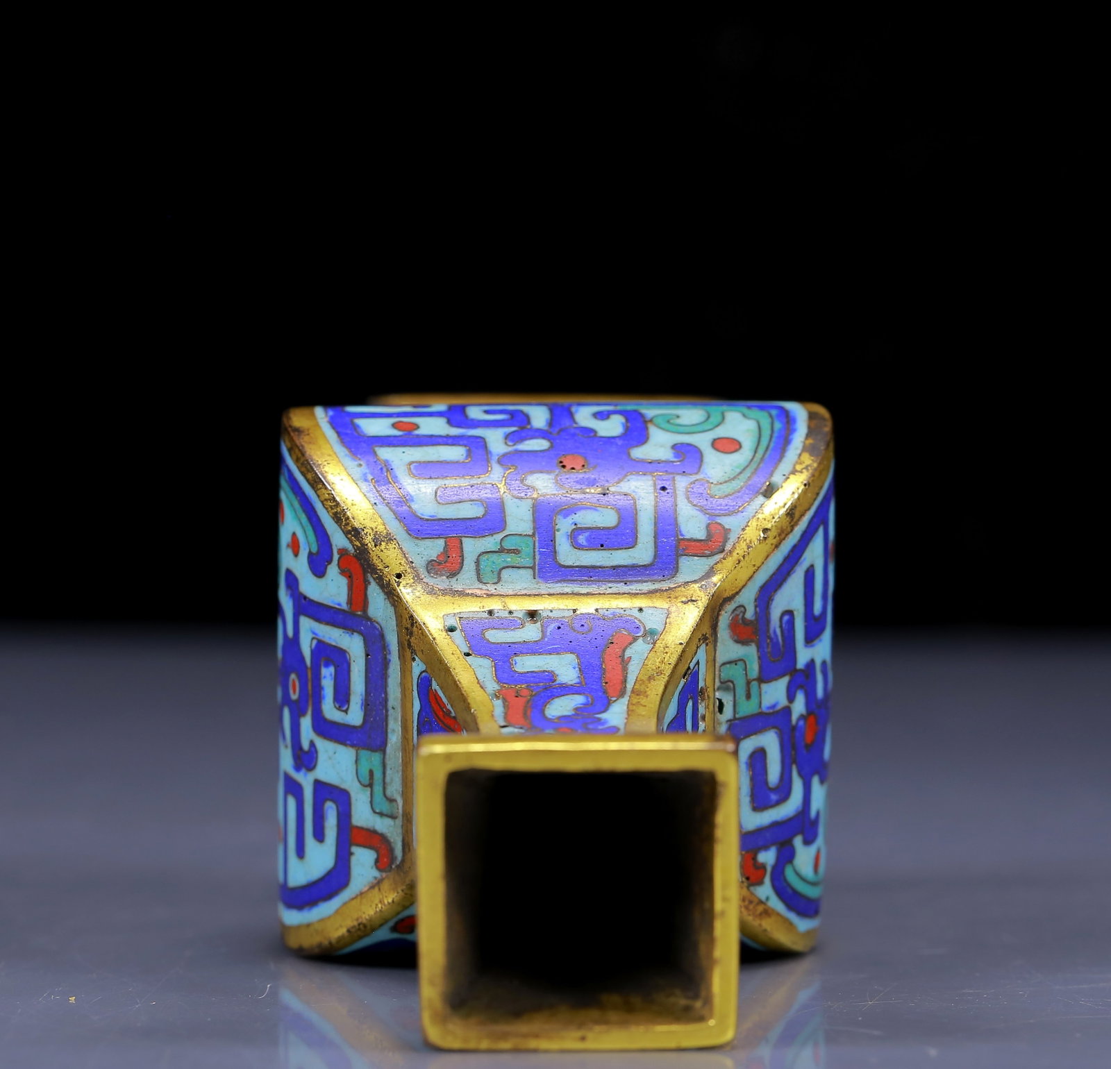 An Exquisite Cloisonne Chi-Dragon Pattern Vase - 7